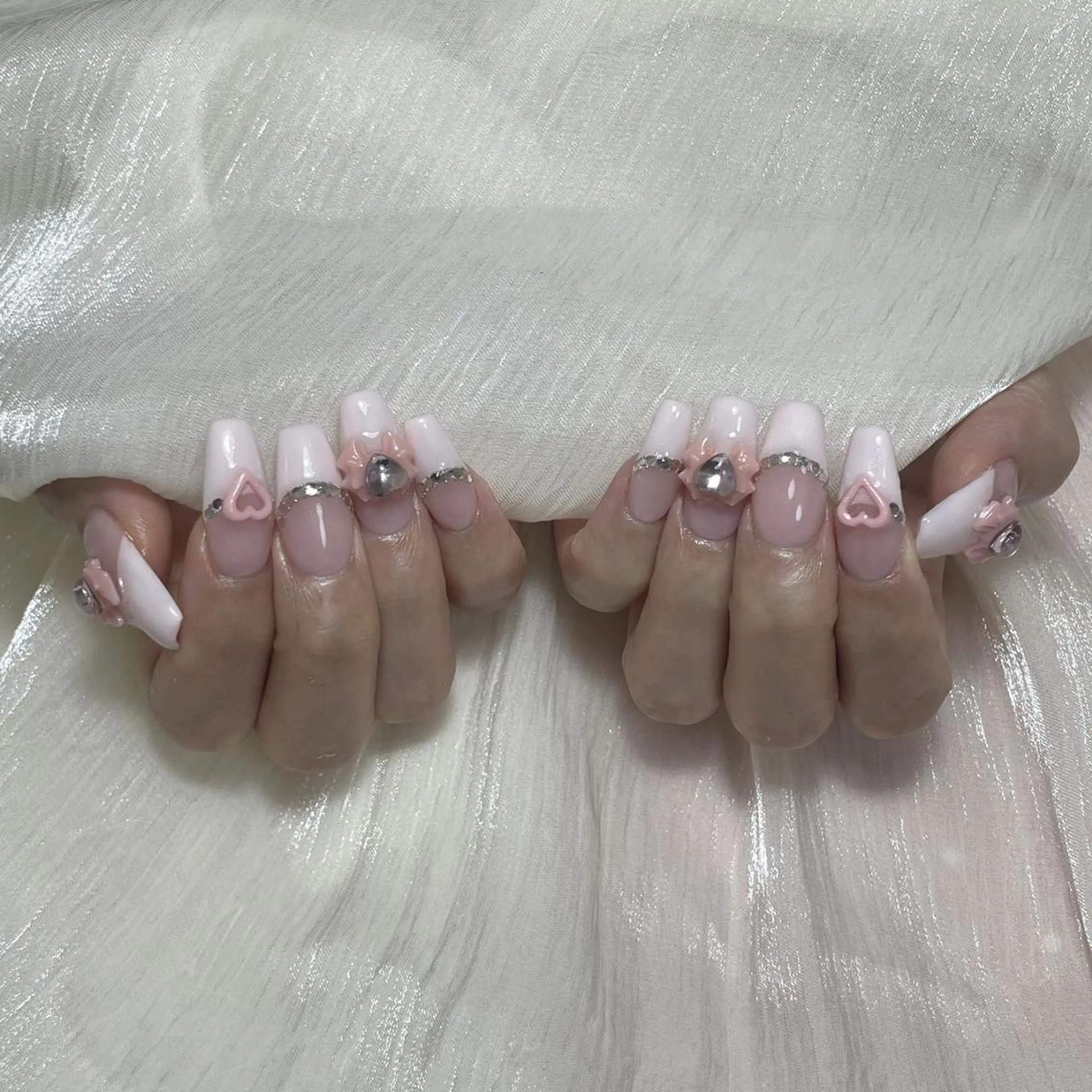 ネイル ハンドネイル ハンドケア DEMAIN- 🌹のネイルデザイン