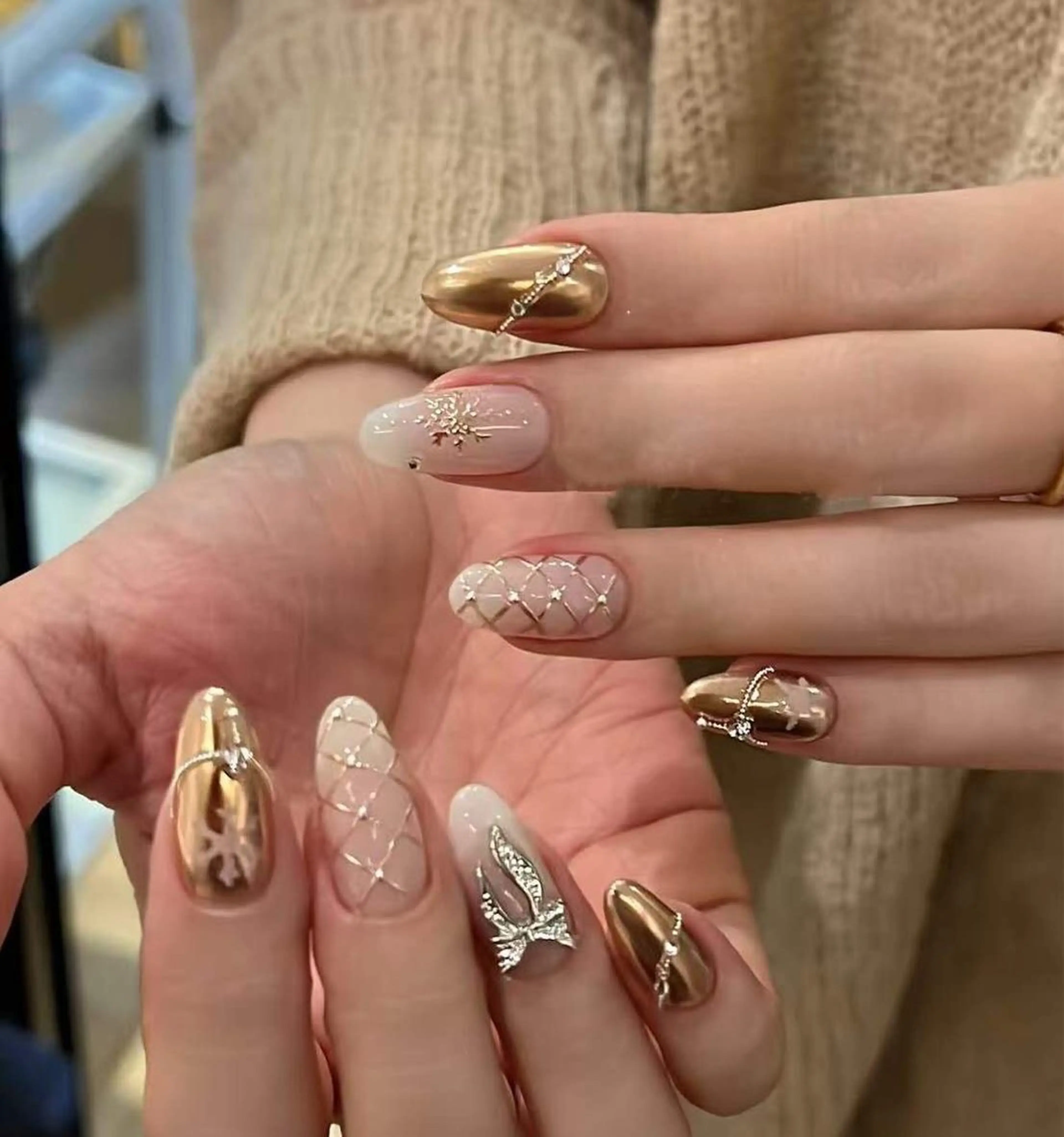 ネイル オーロラネイル フラワーネイル フットネイル フレンチネイル ジェルネイル ハンドネイル BabyYouMi nailのネイルデザイン