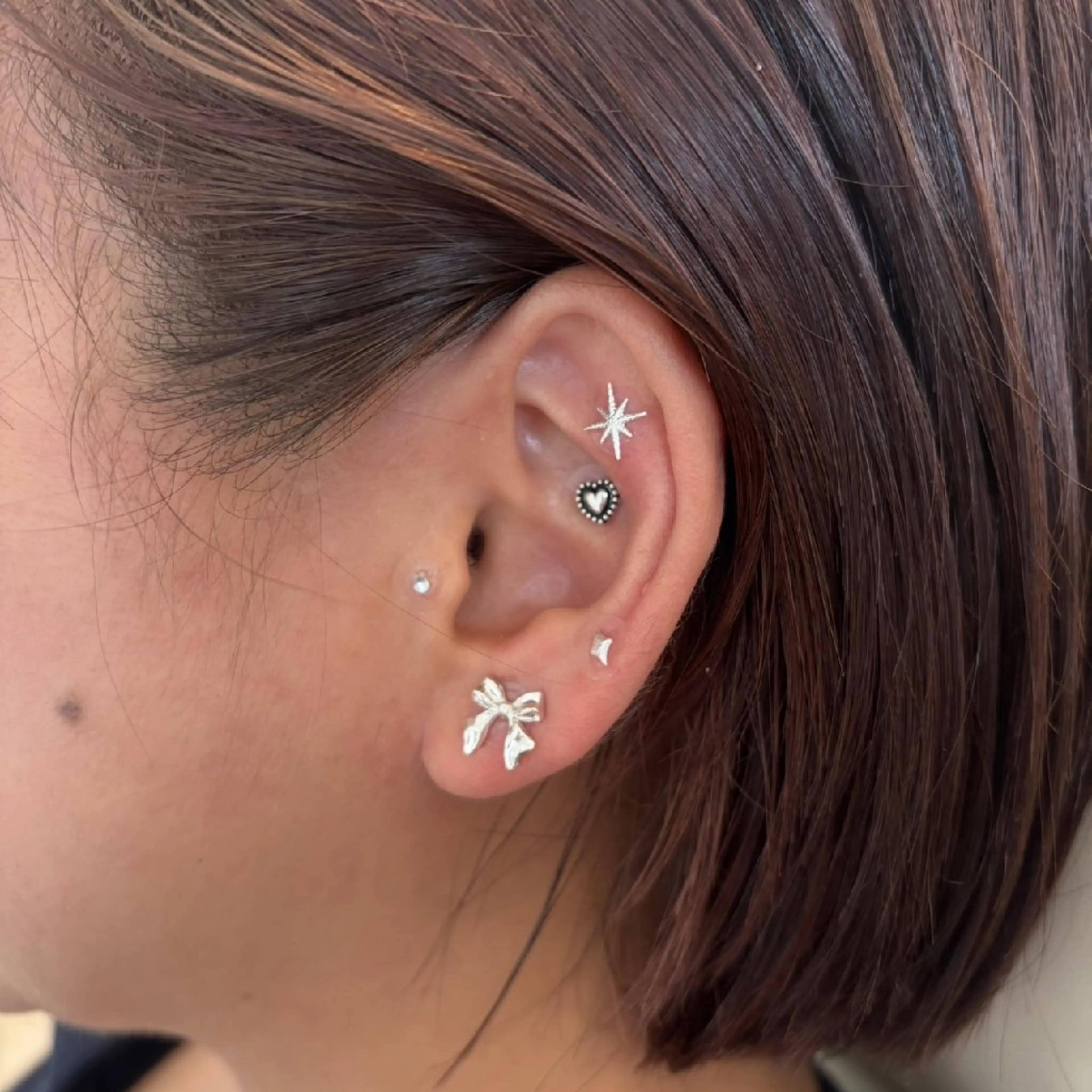 耳つぼジュエリーの写真