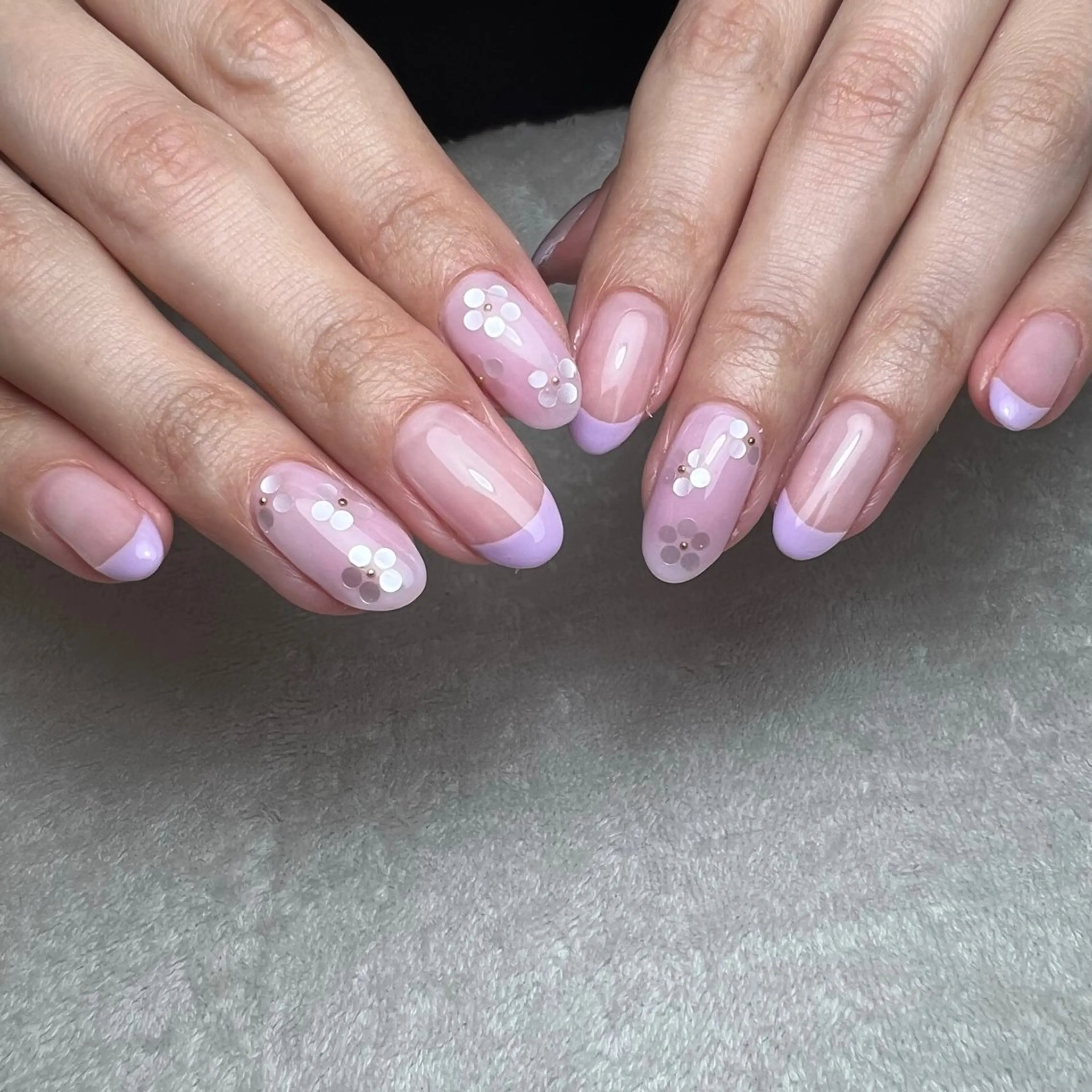 ネイル フラワーネイル フレンチネイル パステルネイル ハンドネイル COCO+所属・COCO +のエステ・リラクイメージ