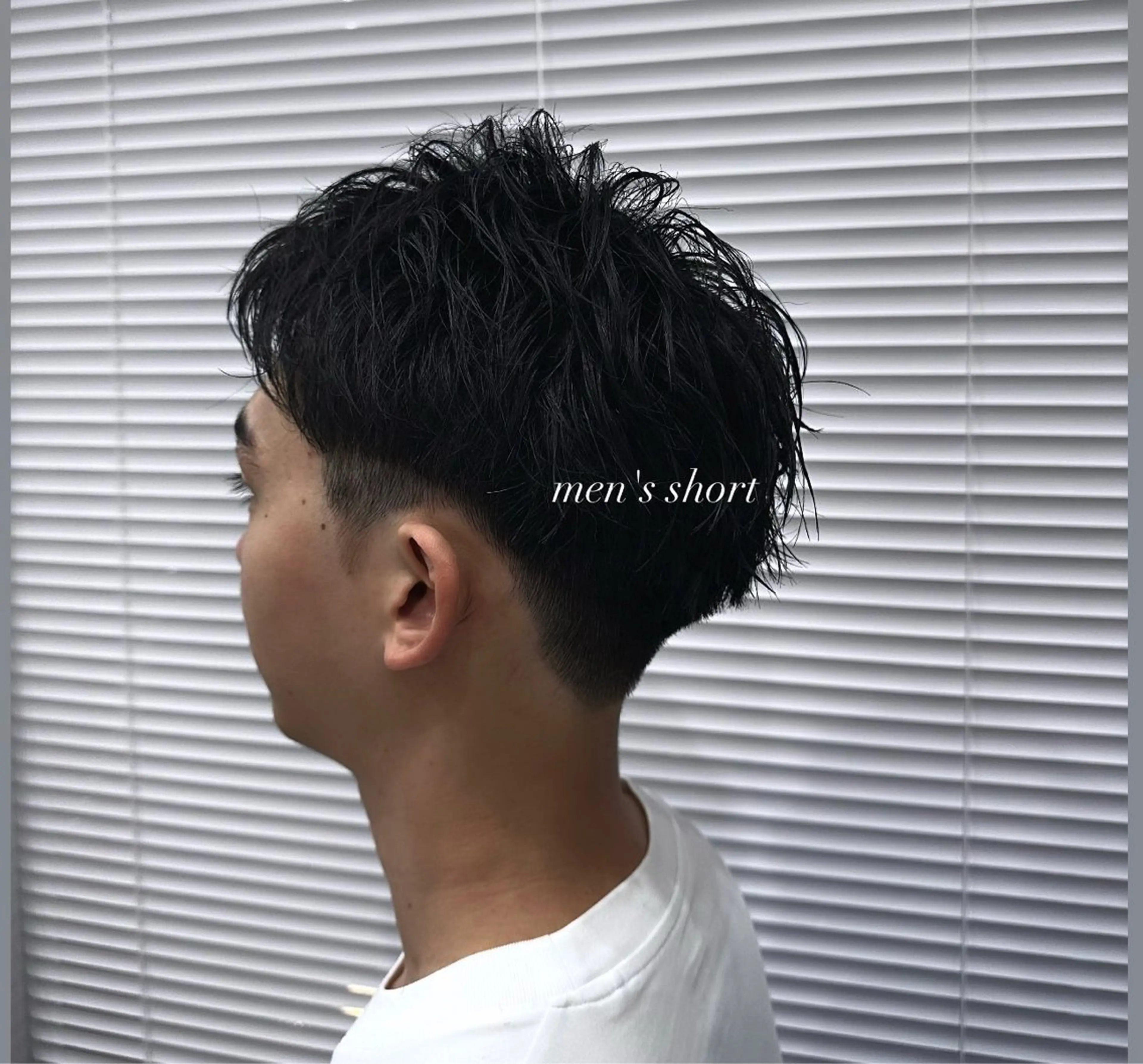 ショート メンズ アップバング ブリーチカラー/ 透明感カラー/竜希のヘアスタイル