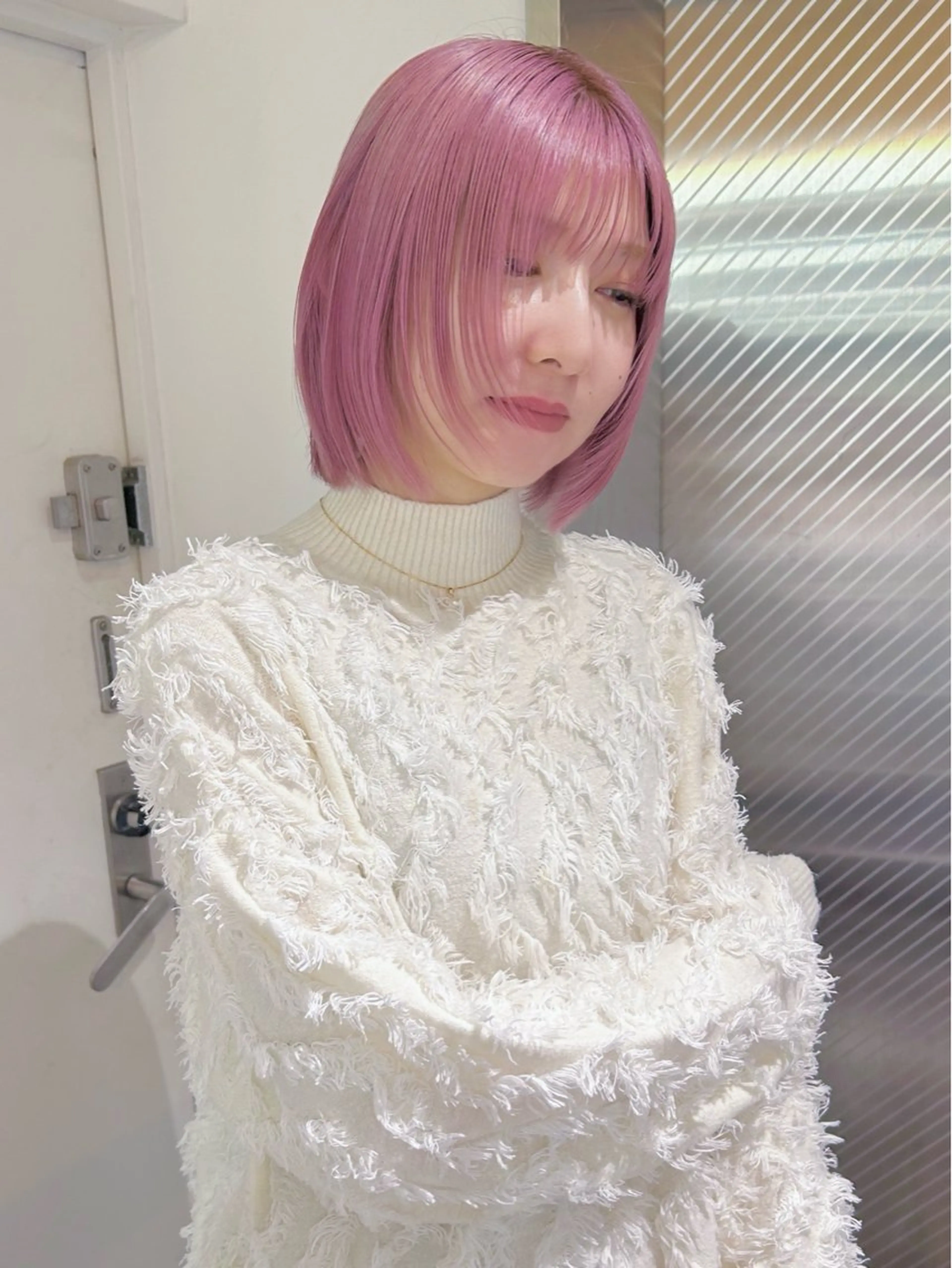 ショート カラー IDE AYANEのヘアスタイル