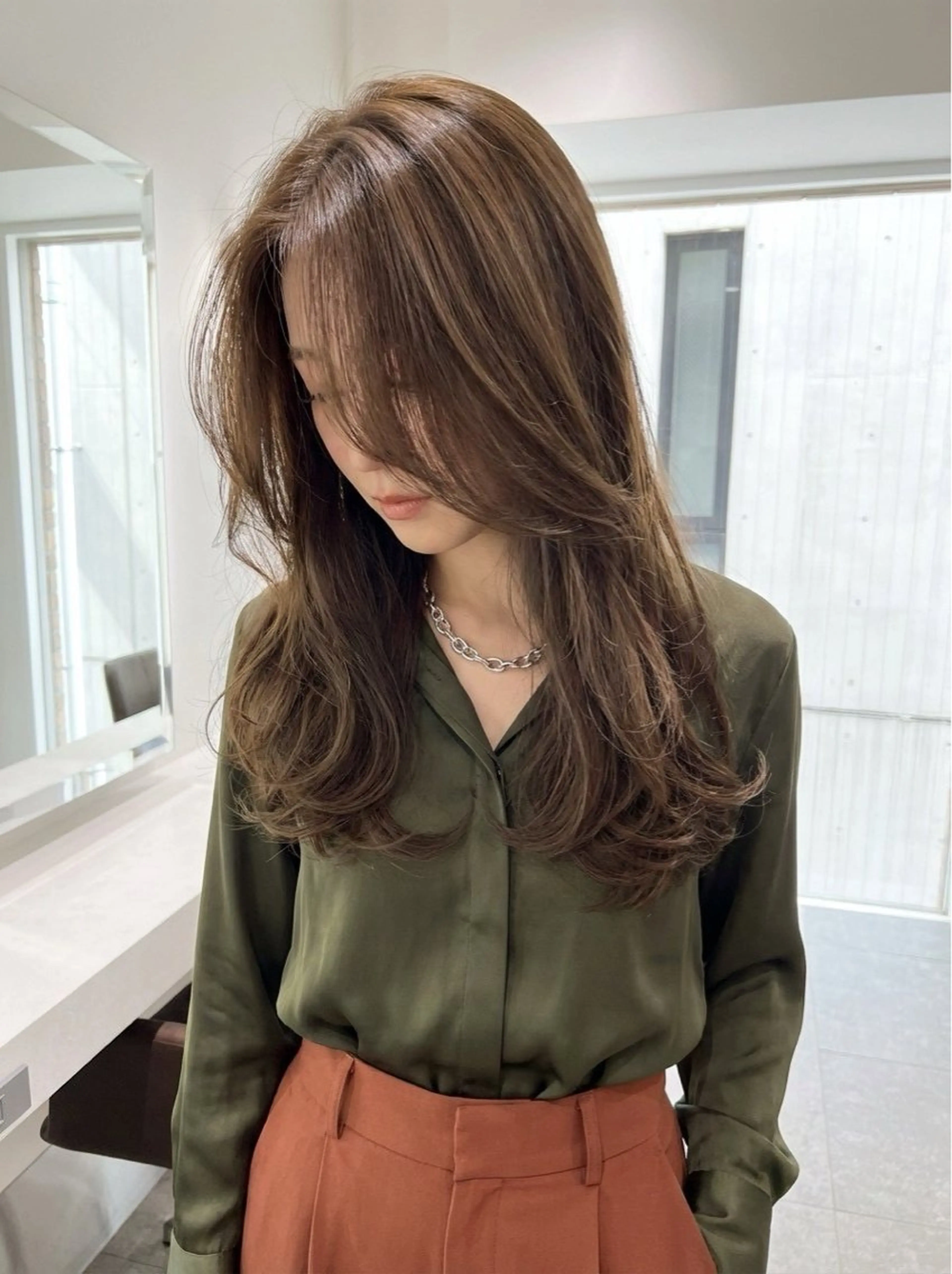 ミディアム カット ヘアカラー パーマ VLOW nex the salon所属・韓国風/髪質改善/ ナガヤアキラのヘアスタイル