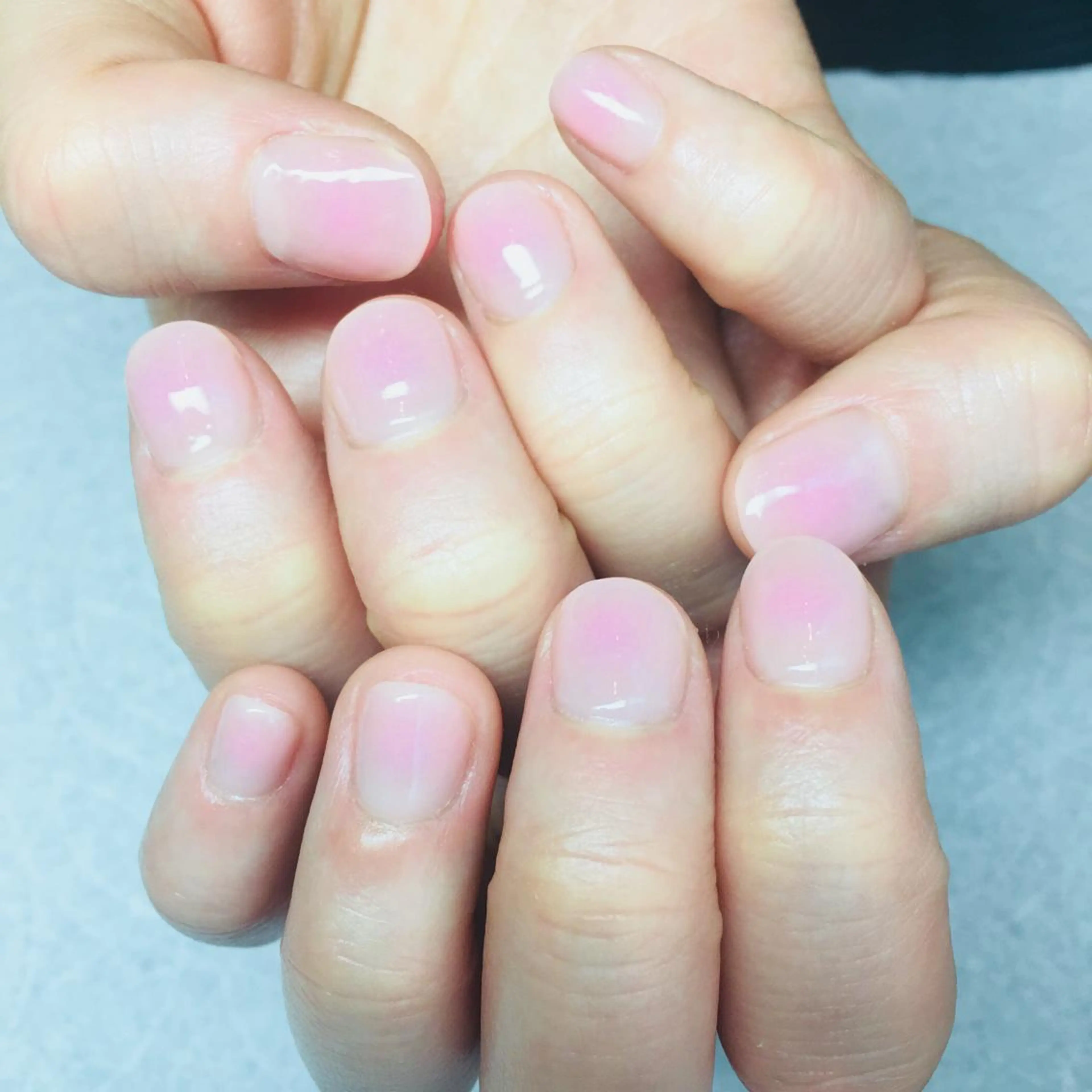 ネイル チークネイル ハンドネイル THECOLORS所属・近貞 莉奈のネイルデザイン