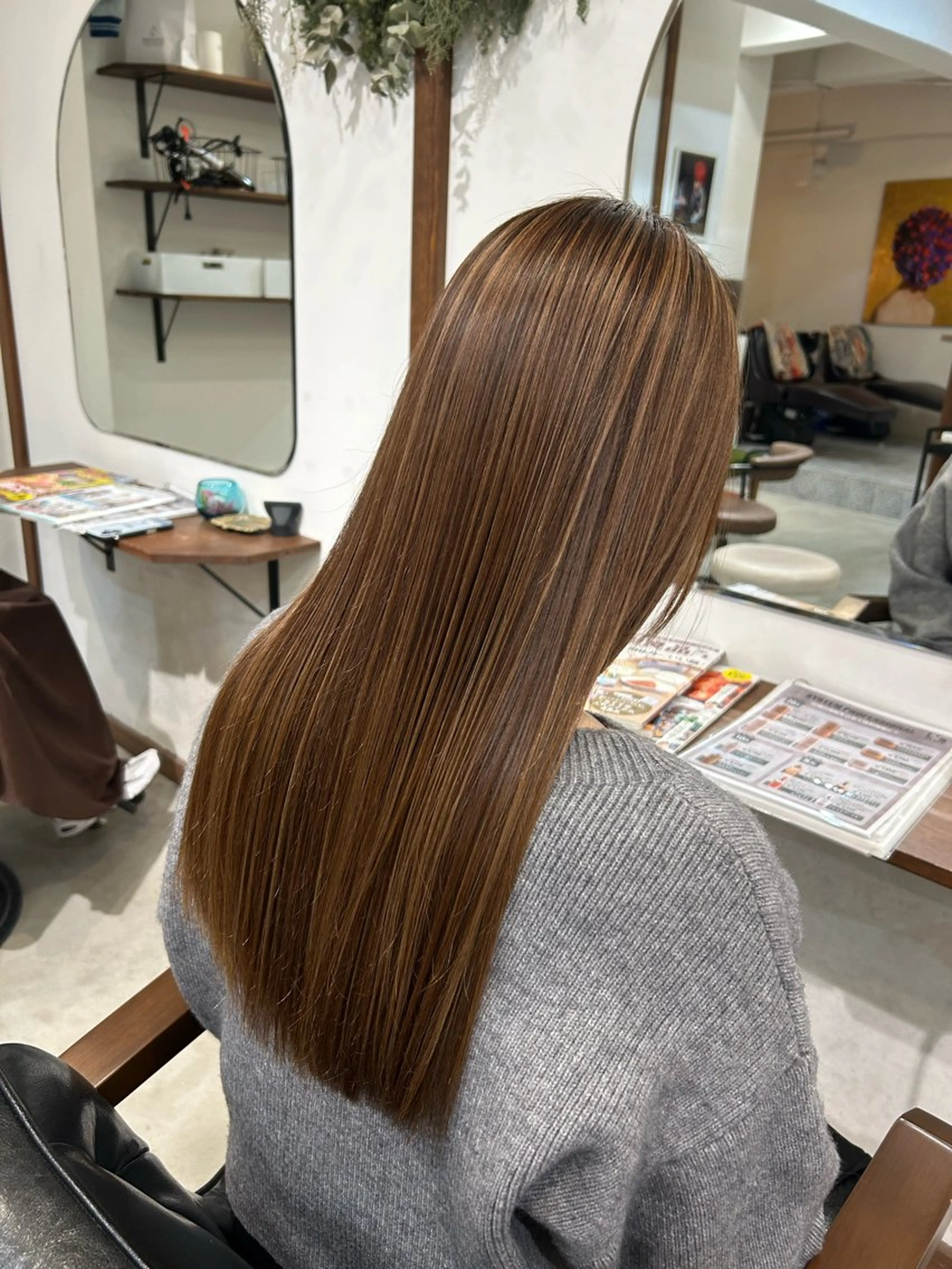 ロング カラー ハイライトカラー ハイライト ROUIS/ mioのヘアスタイル