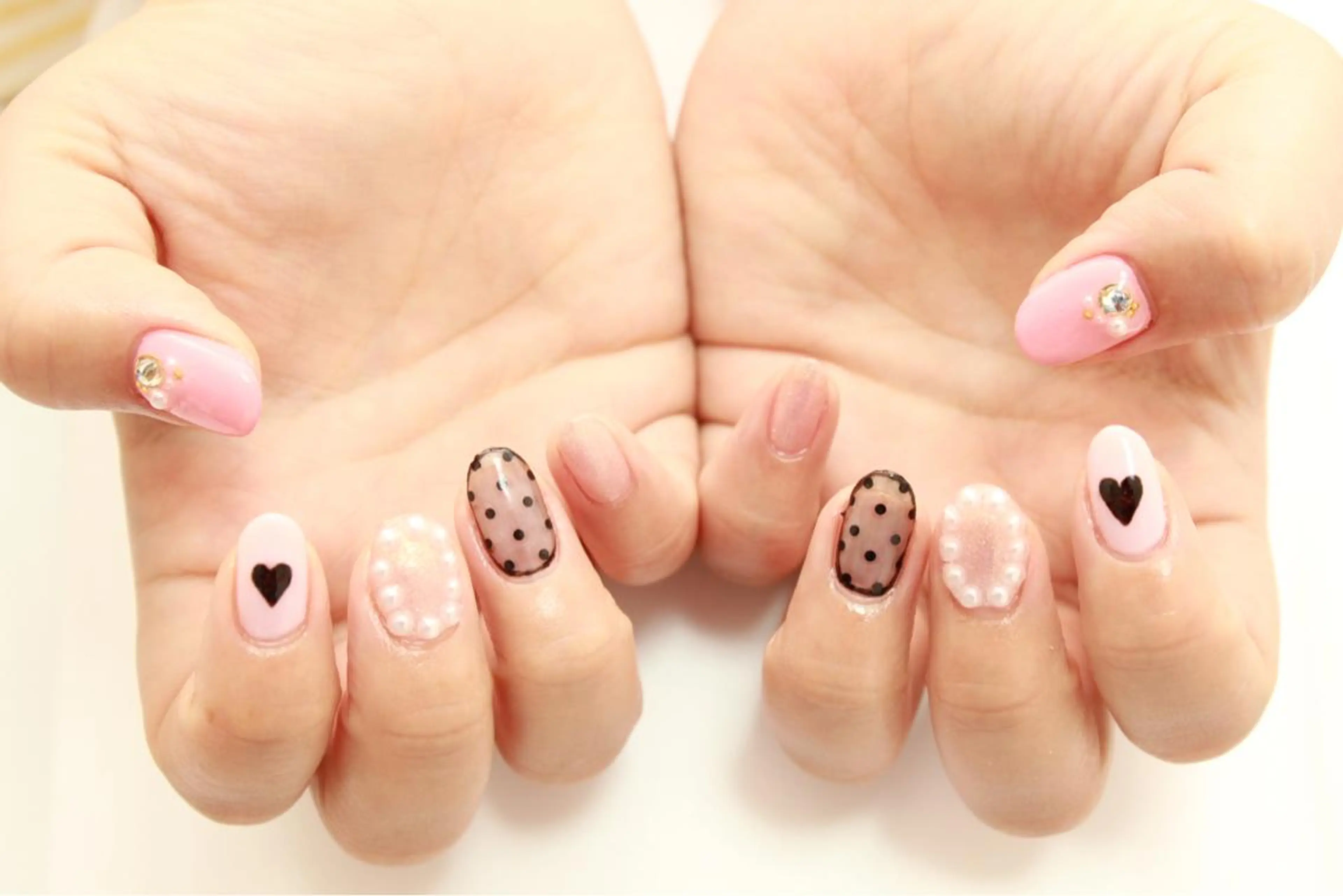 ネイル ラメ(グリッター) ピンク ハンドネイル Ｋ minamiのネイルデザイン