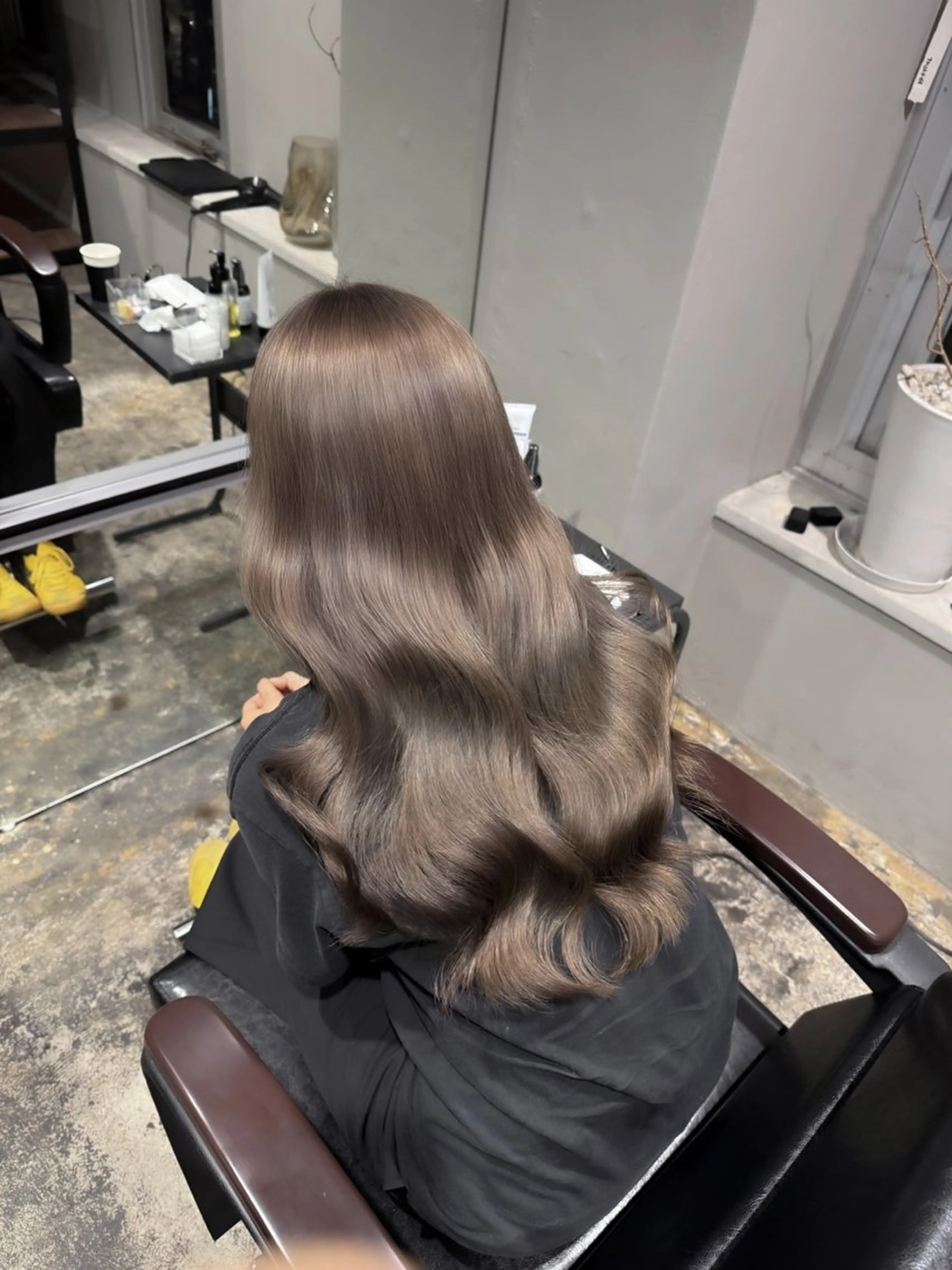 ロング カラー ヘアカラー ハイトーン･髪質改善 MIOKAのヘアスタイル