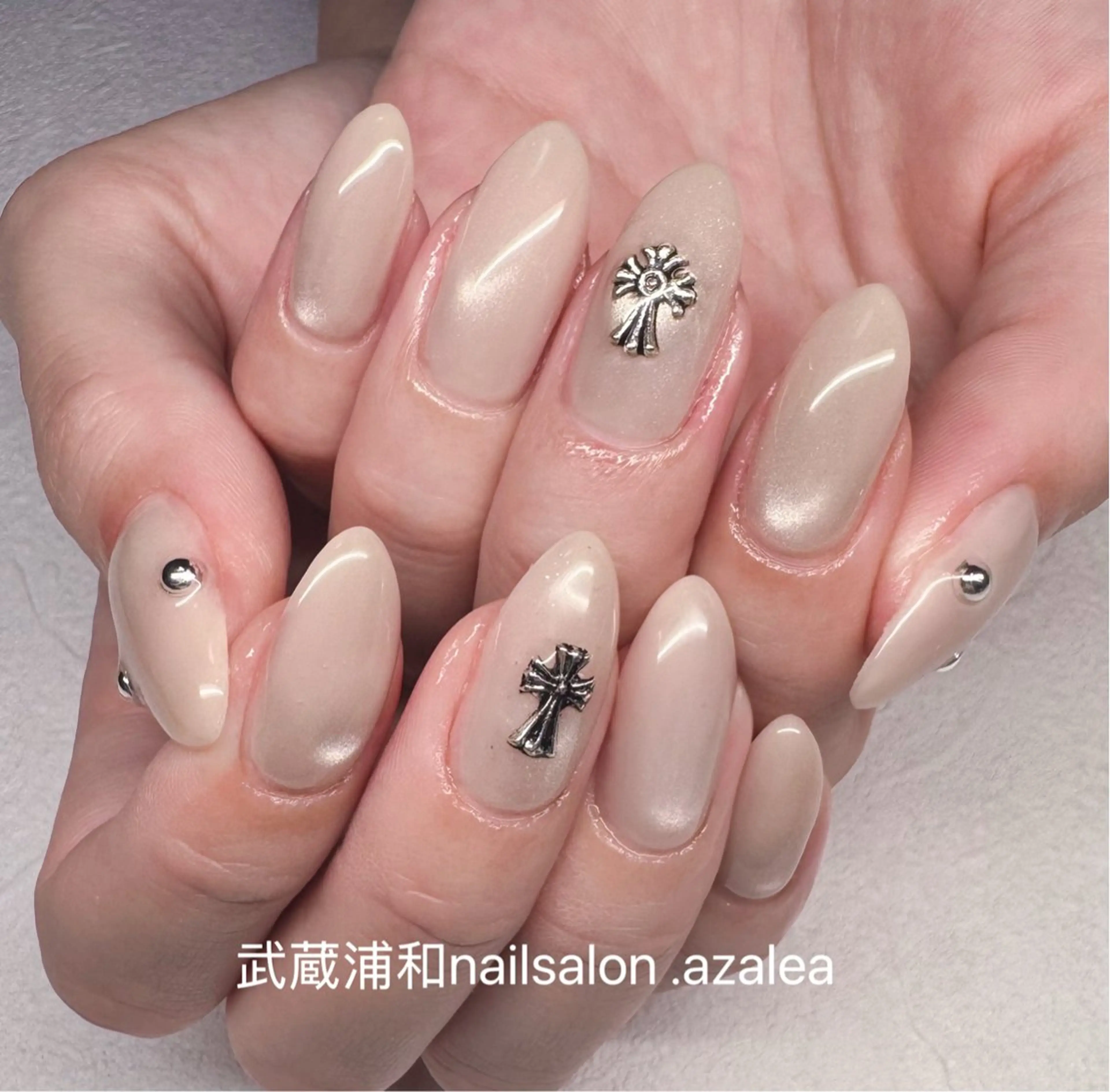 ネイル ハンドネイル R inのネイルデザイン