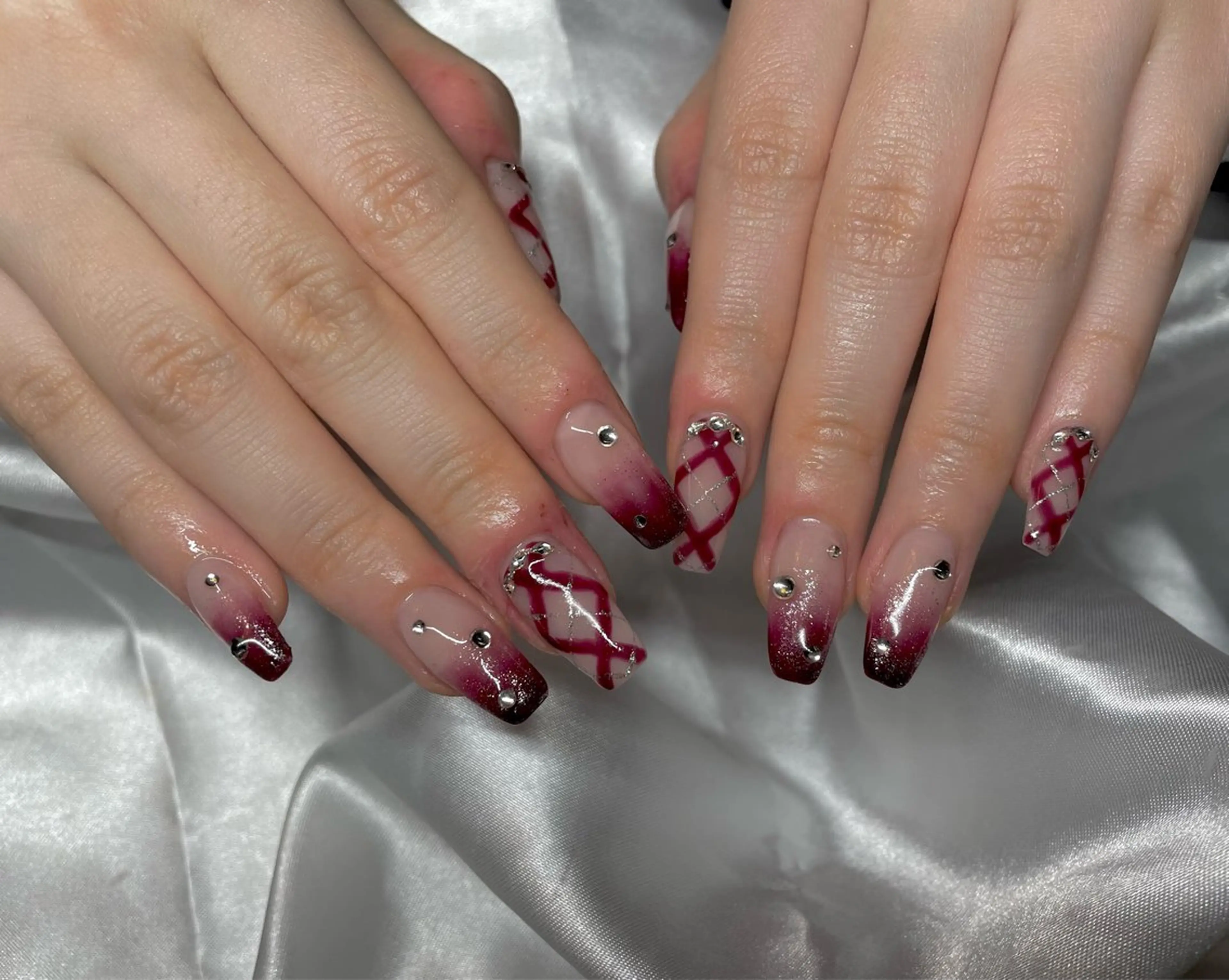 ネイル スカルプネイル Home salon Rのネイルデザイン