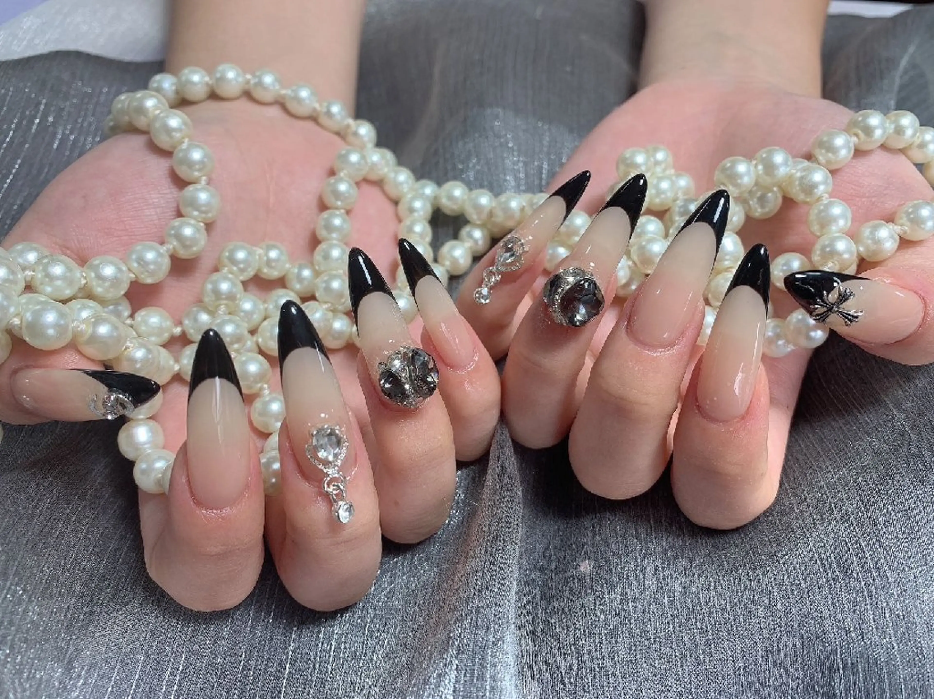 ネイル ENsalon AKIRAのネイルデザイン