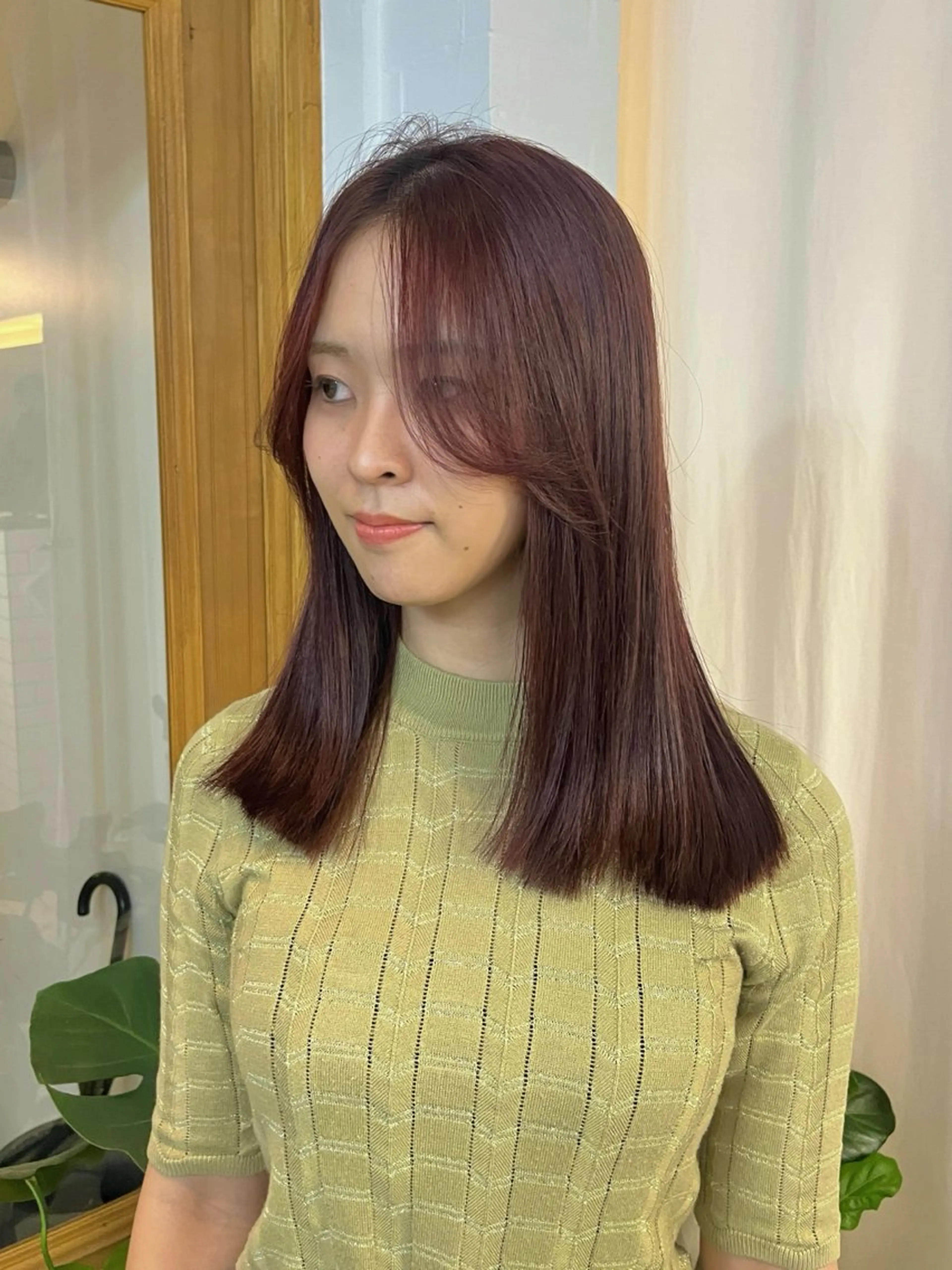 ミディアム カラー ブラウンカラー レッドカラー レッドブラウン 伊藤ゆかり/髪質改善 /透明感カラーのヘアスタイル