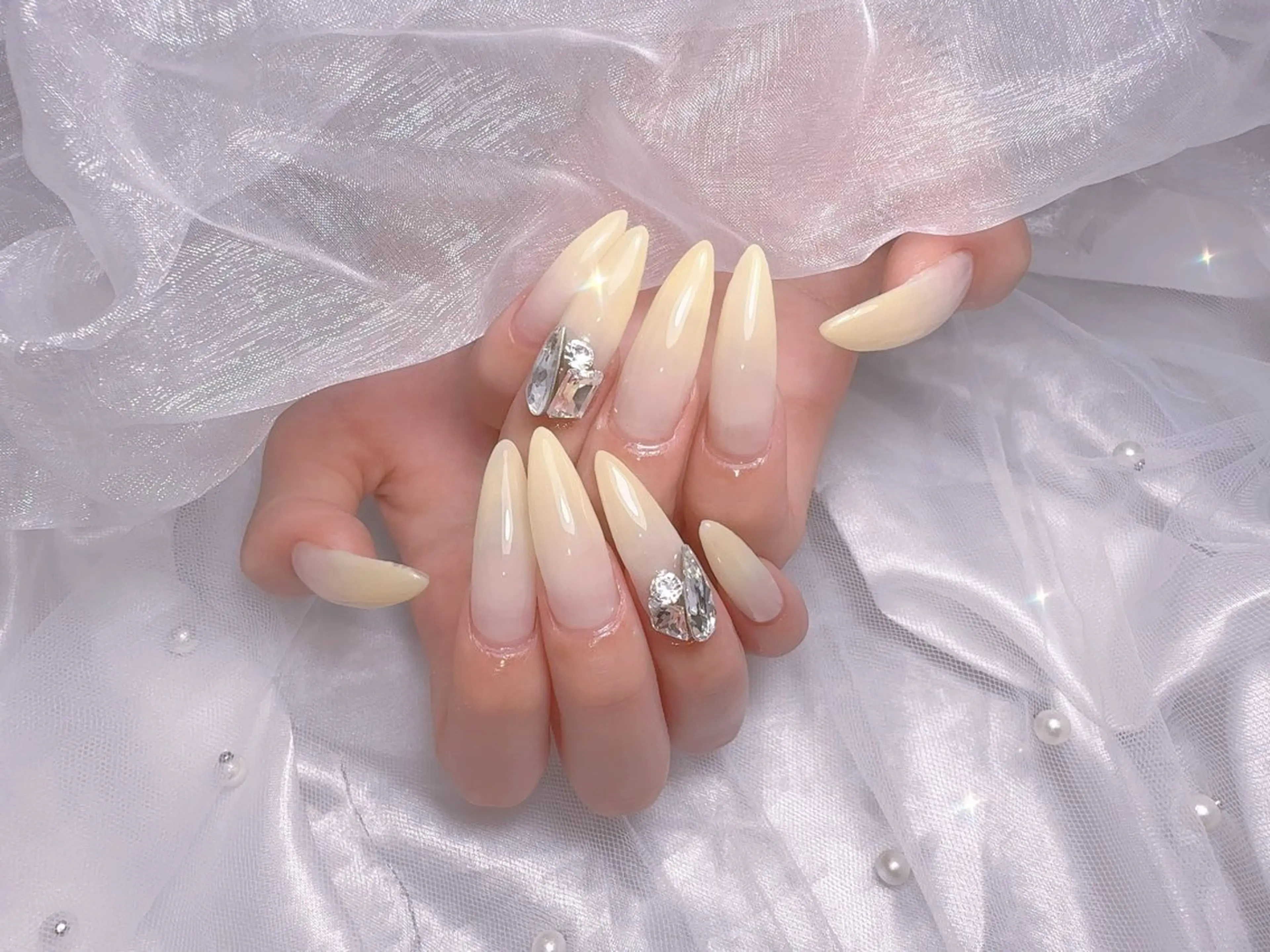 ネイル ハンドネイル emuなんば HONOKAのネイルデザイン