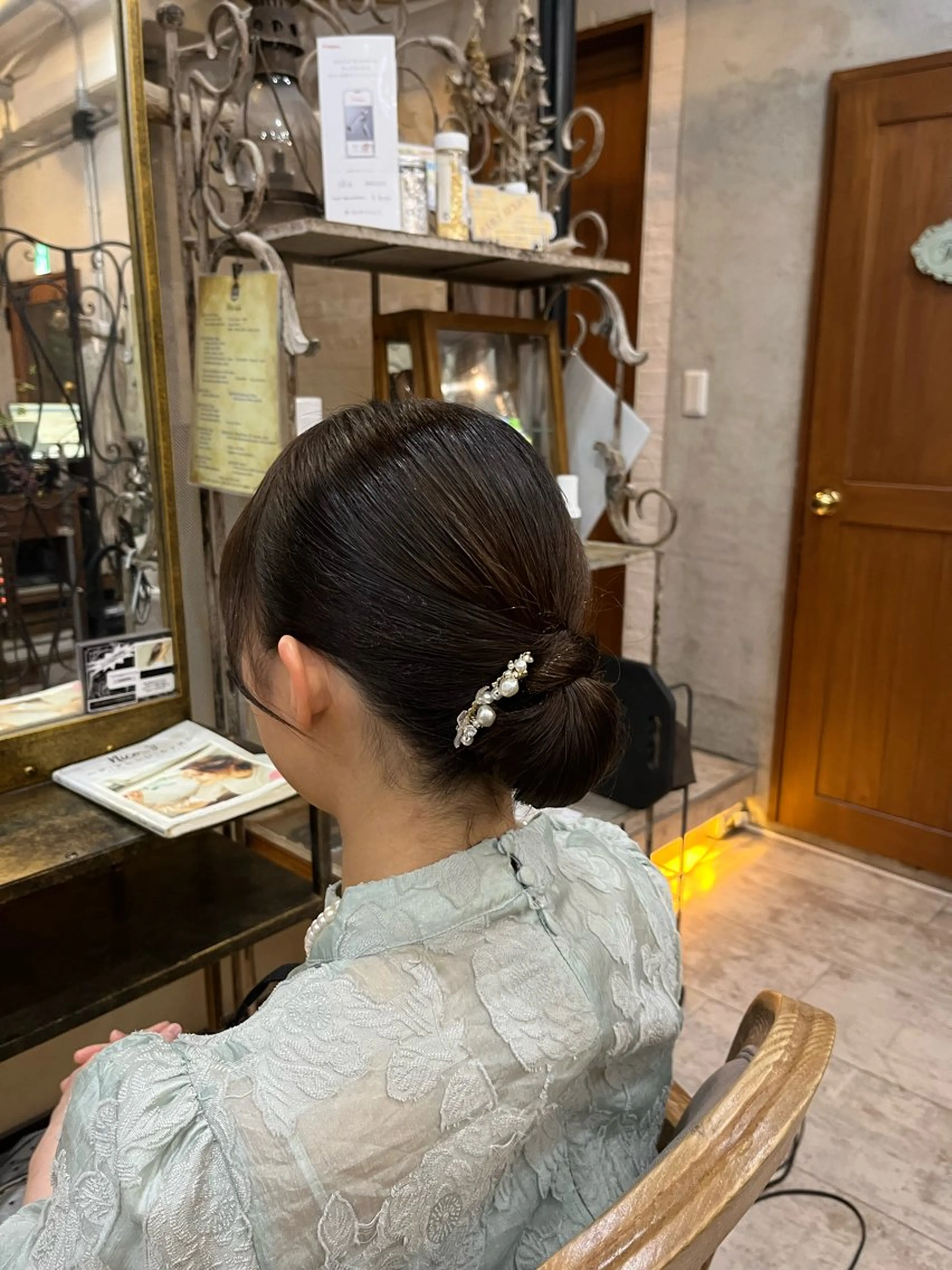 ミディアム ヘアアレンジ ヘアセット 艶髪/ハイトーン/ ヘアセット/モエノのヘアスタイル