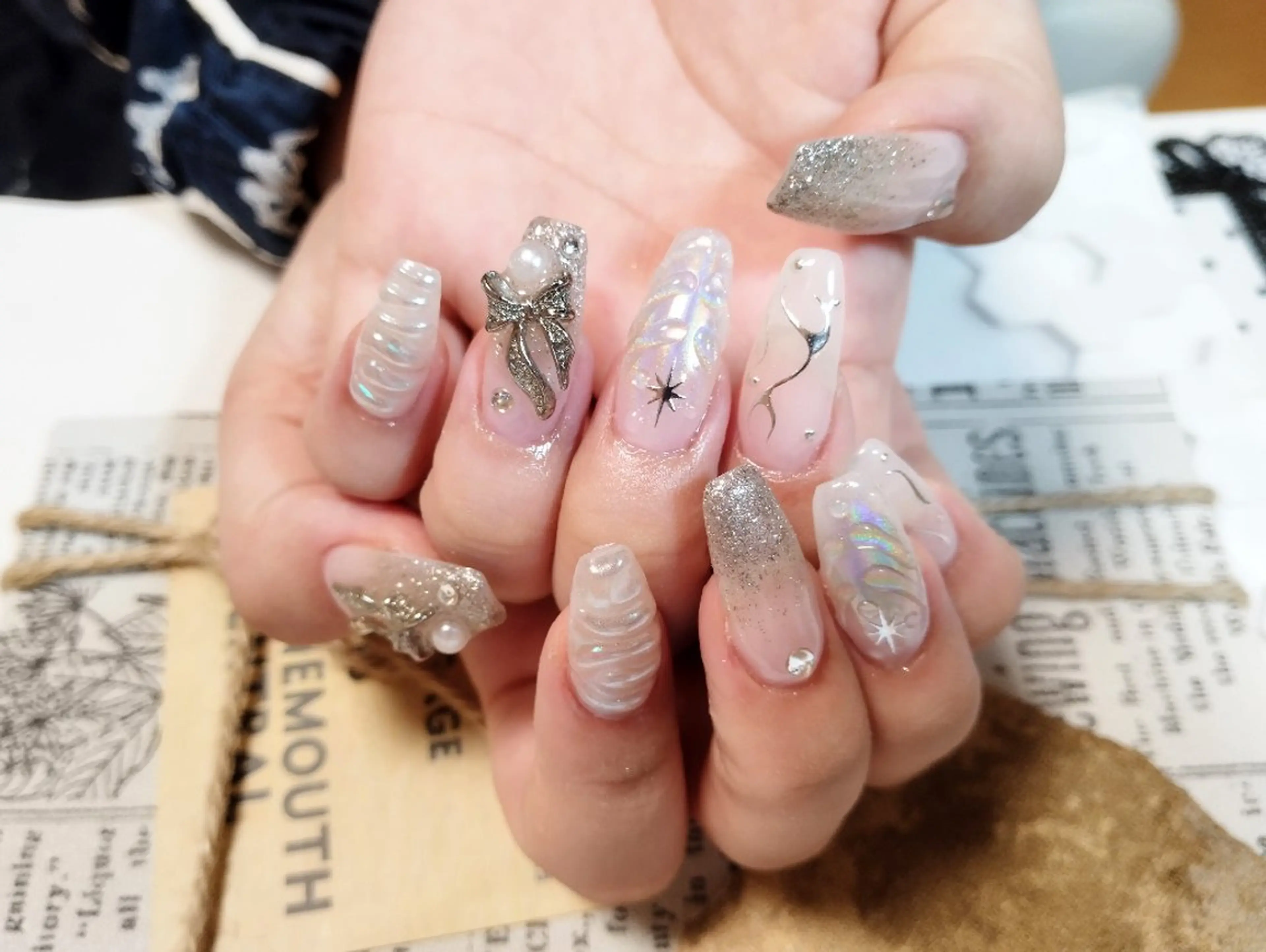 ネイル ネイルチップ ハンドネイル ハンドケア ＤI'A ネイルサロンのネイルデザイン