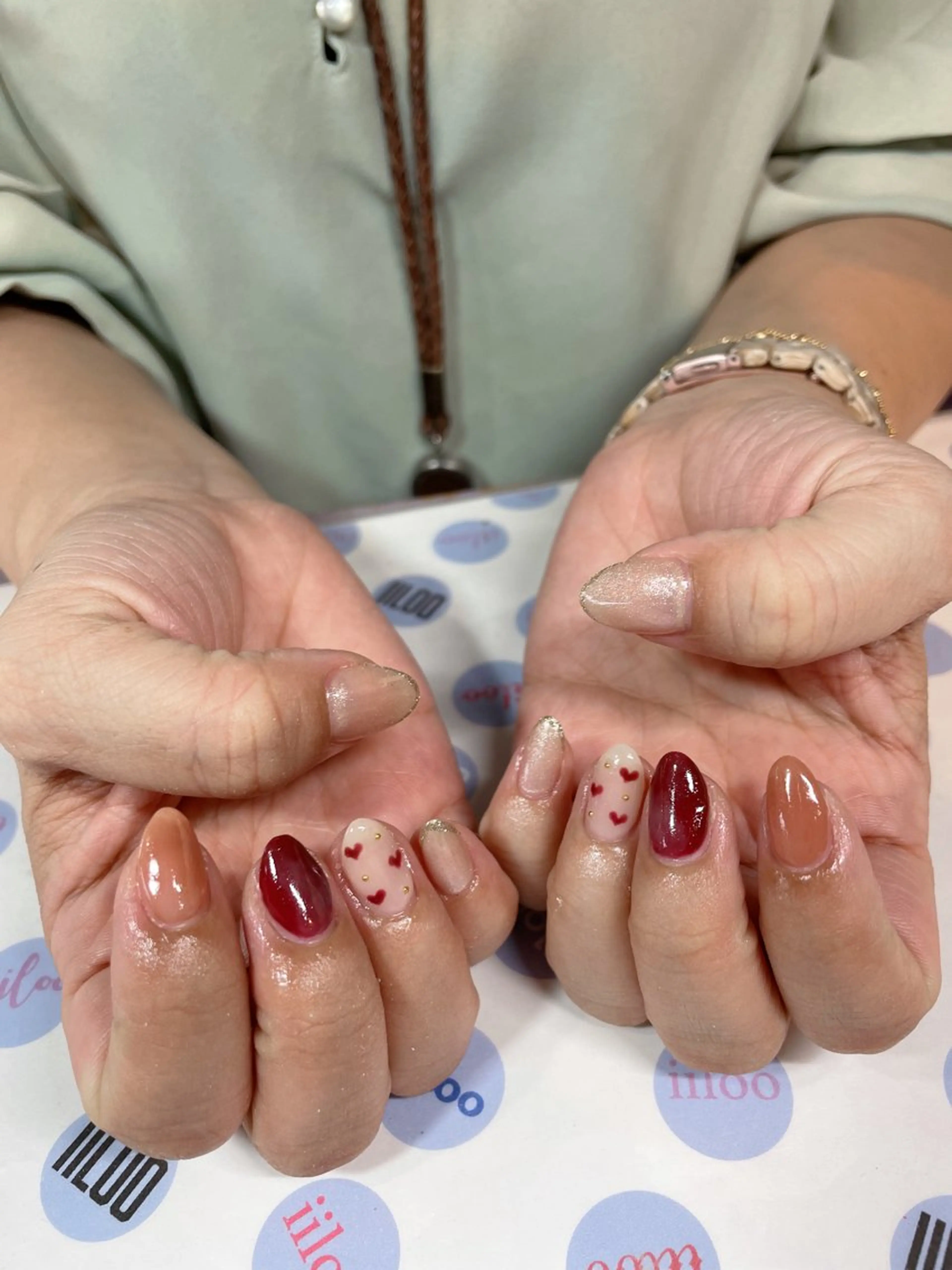 ネイル iiloo aromaworksのネイルデザイン