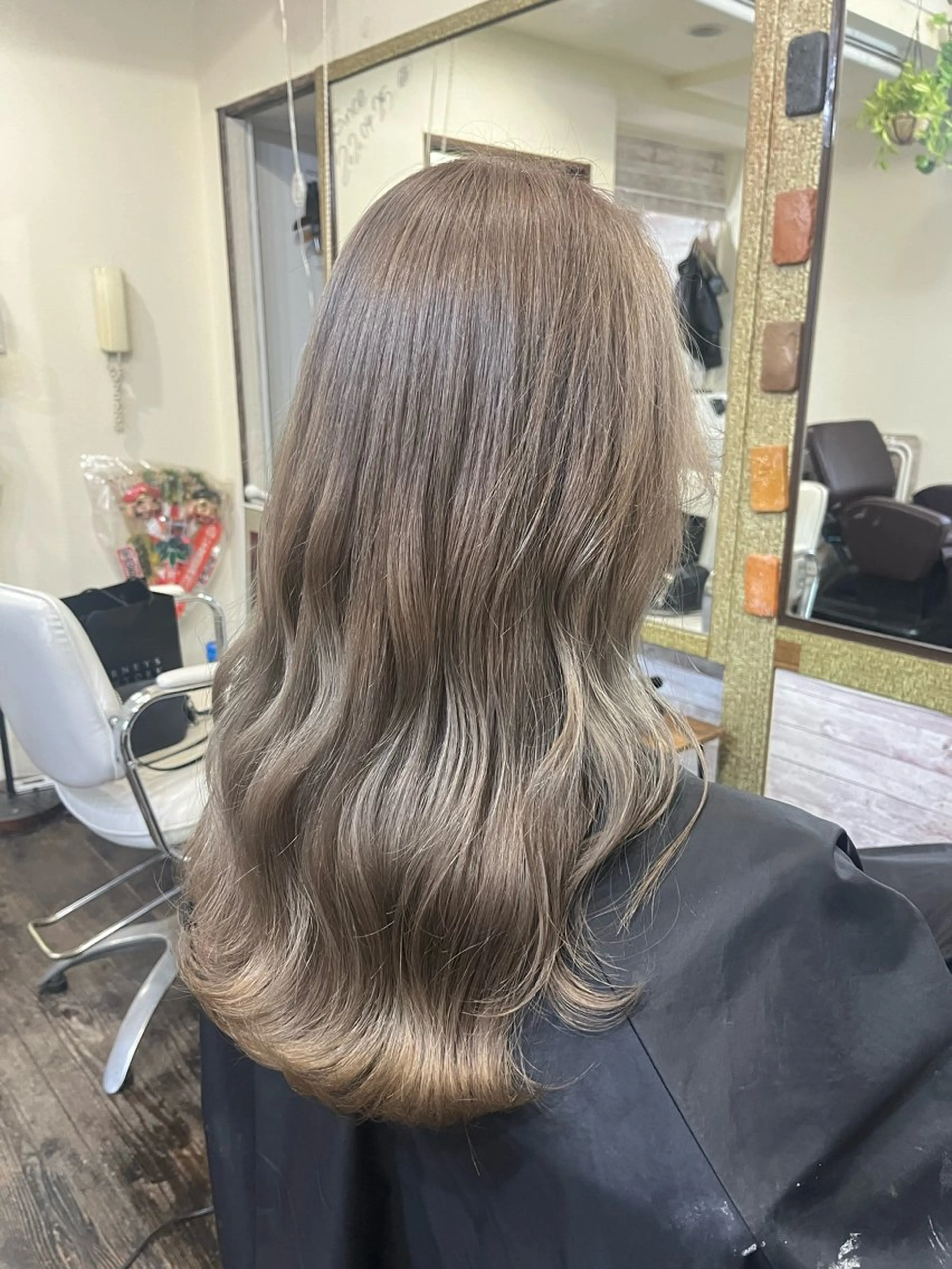 カラー ヘアカラー 渡辺 健太のヘアスタイル