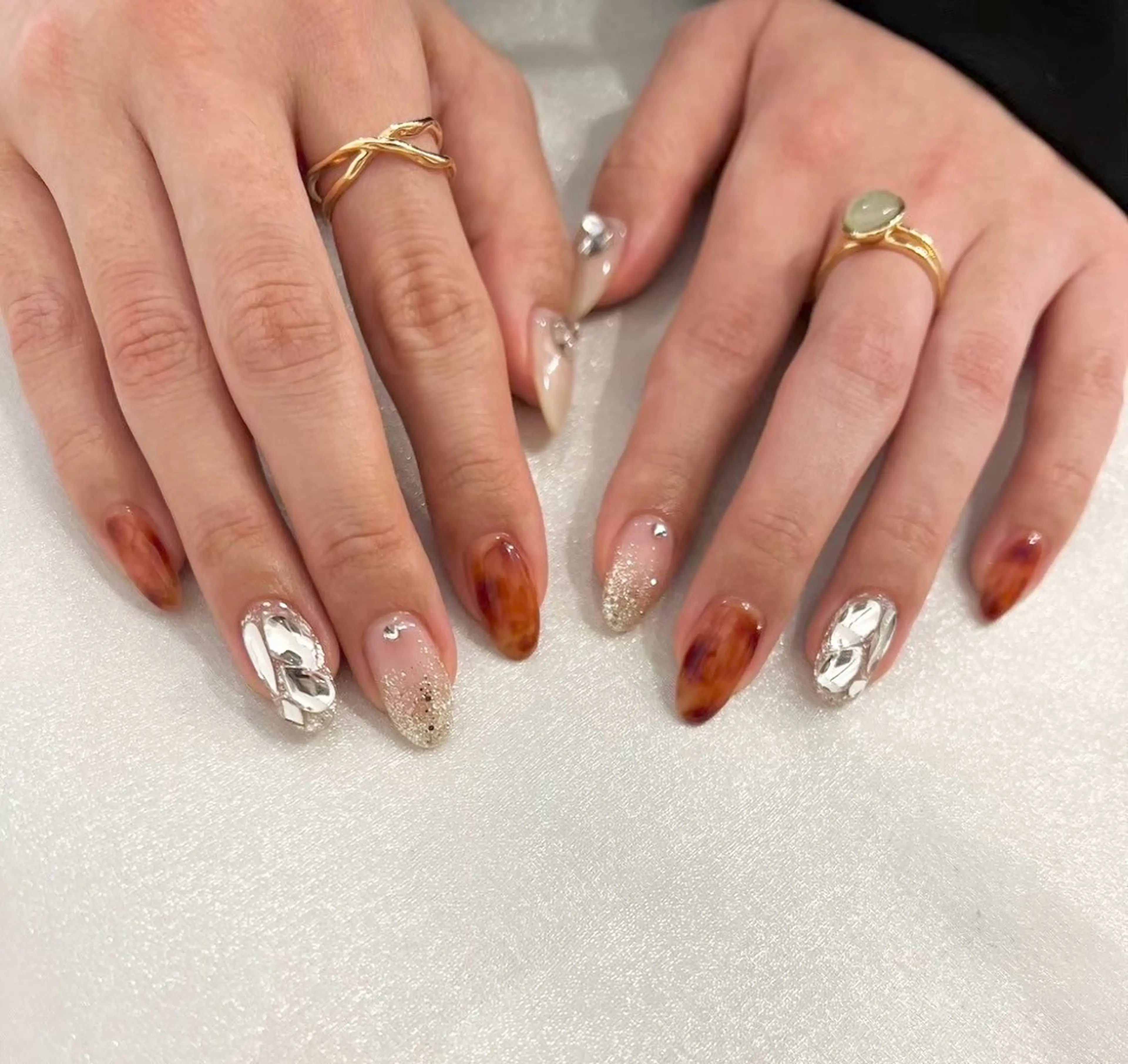 ネイル SANA/ LANDHAKATAのネイルデザイン