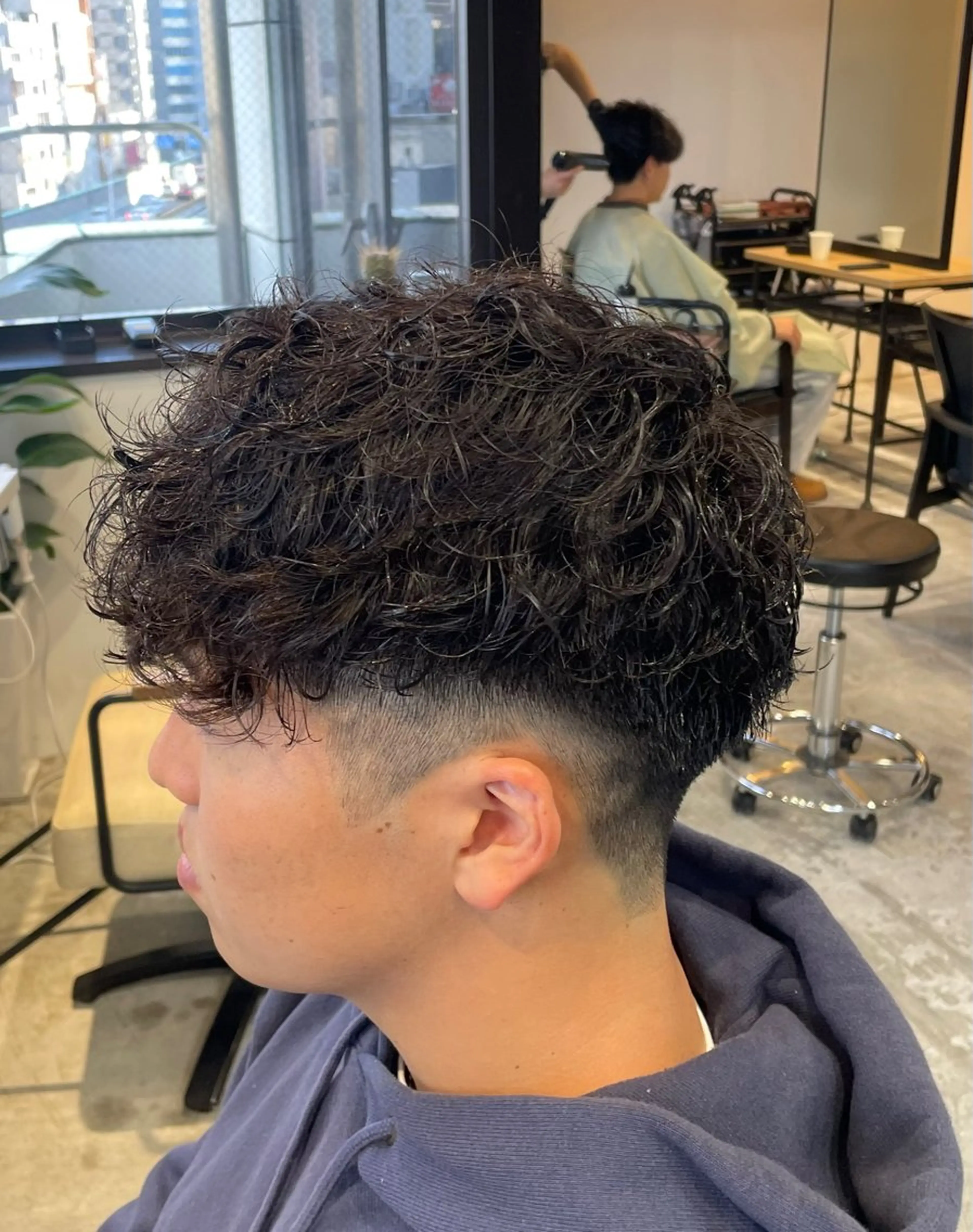 ショート 川副/シャドウ/ 波巻き/メンズパーマのヘアスタイル