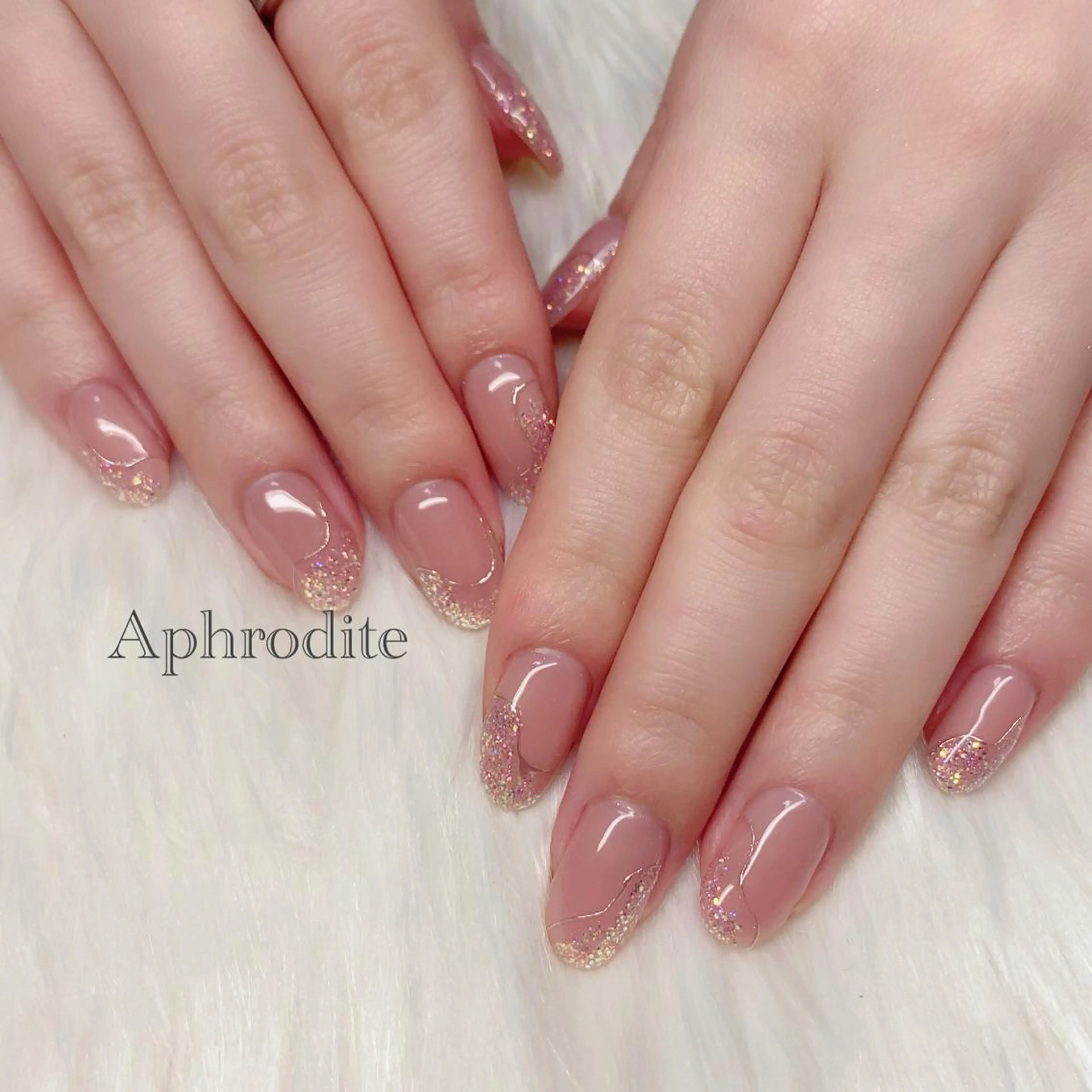 ネイル Aphrodite パラジェル認定サロンのネイルデザイン