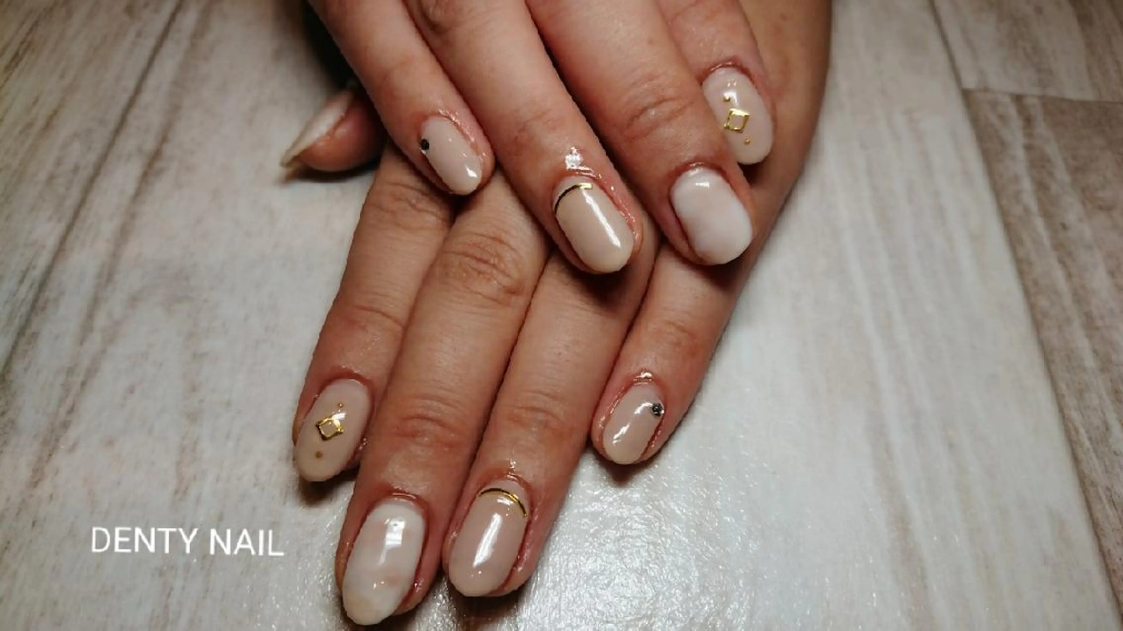 ネイル DENTY NAIL所属・DENTY NAIL -ArtRoom-のネイルデザイン