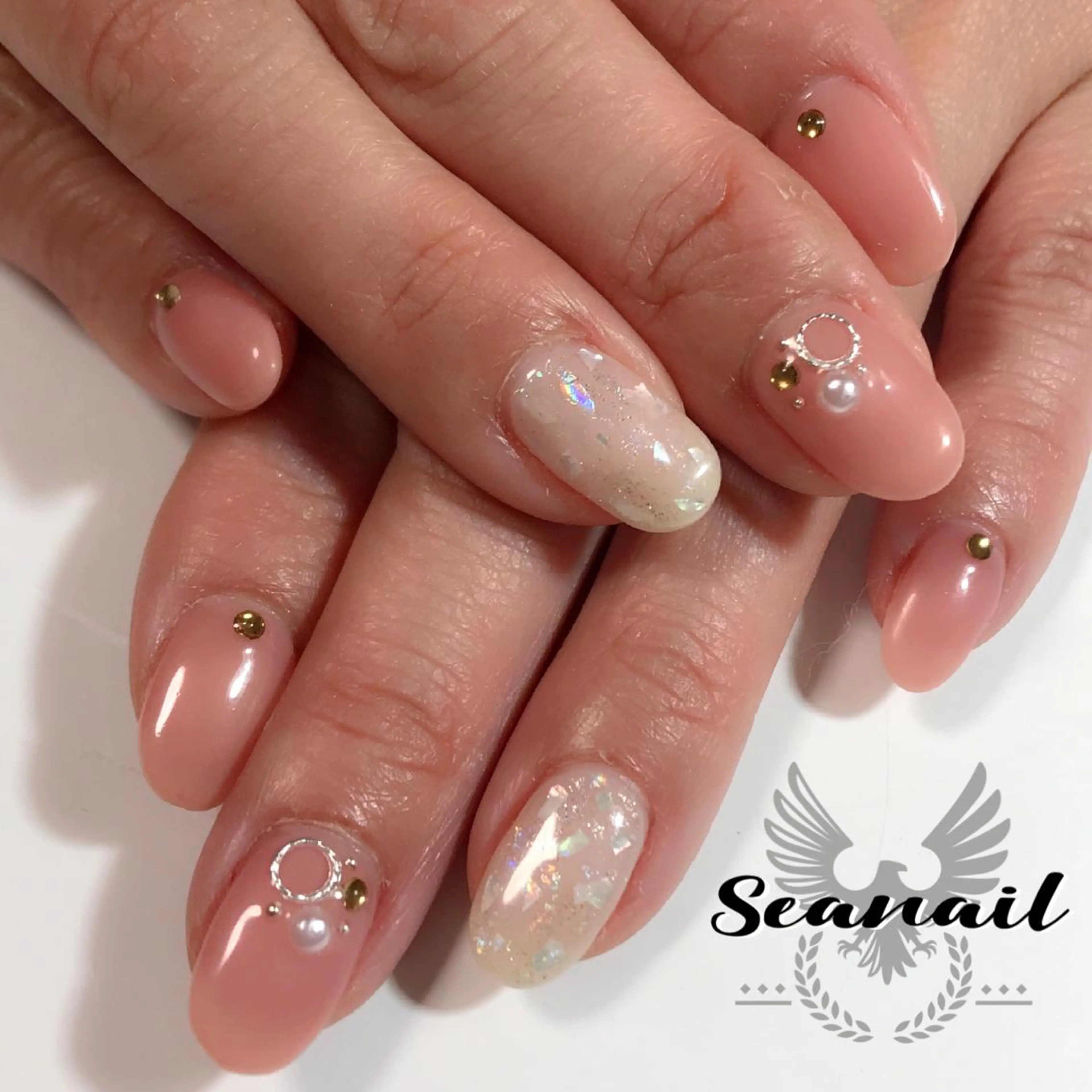 ネイル 小尾 栞のネイルデザイン