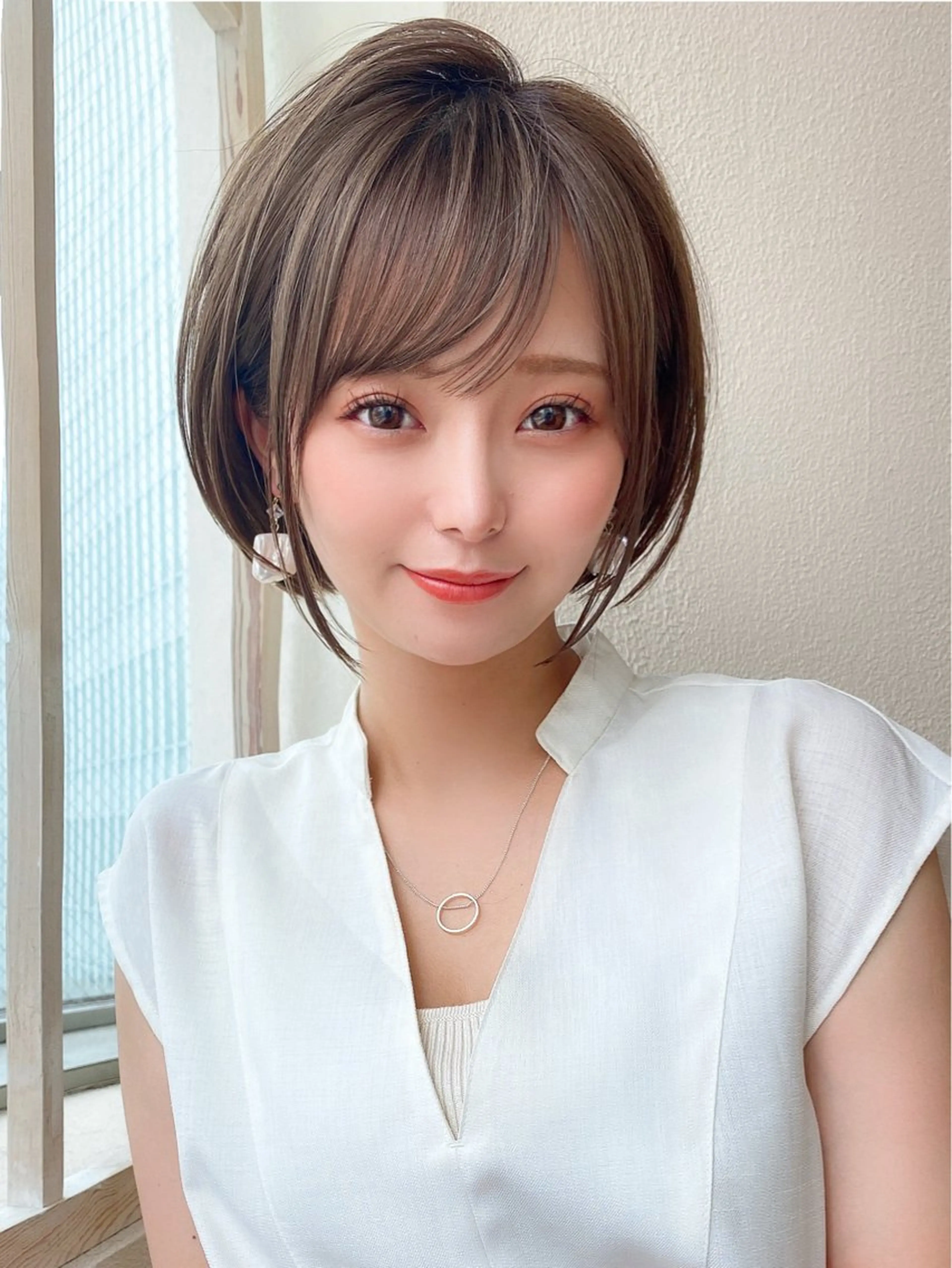 ショート カラー 丸みショート 顔周りカット ショートヘア 小顔カット カット ヘアカラー トリートメント 山﨑 翼のヘアスタイル