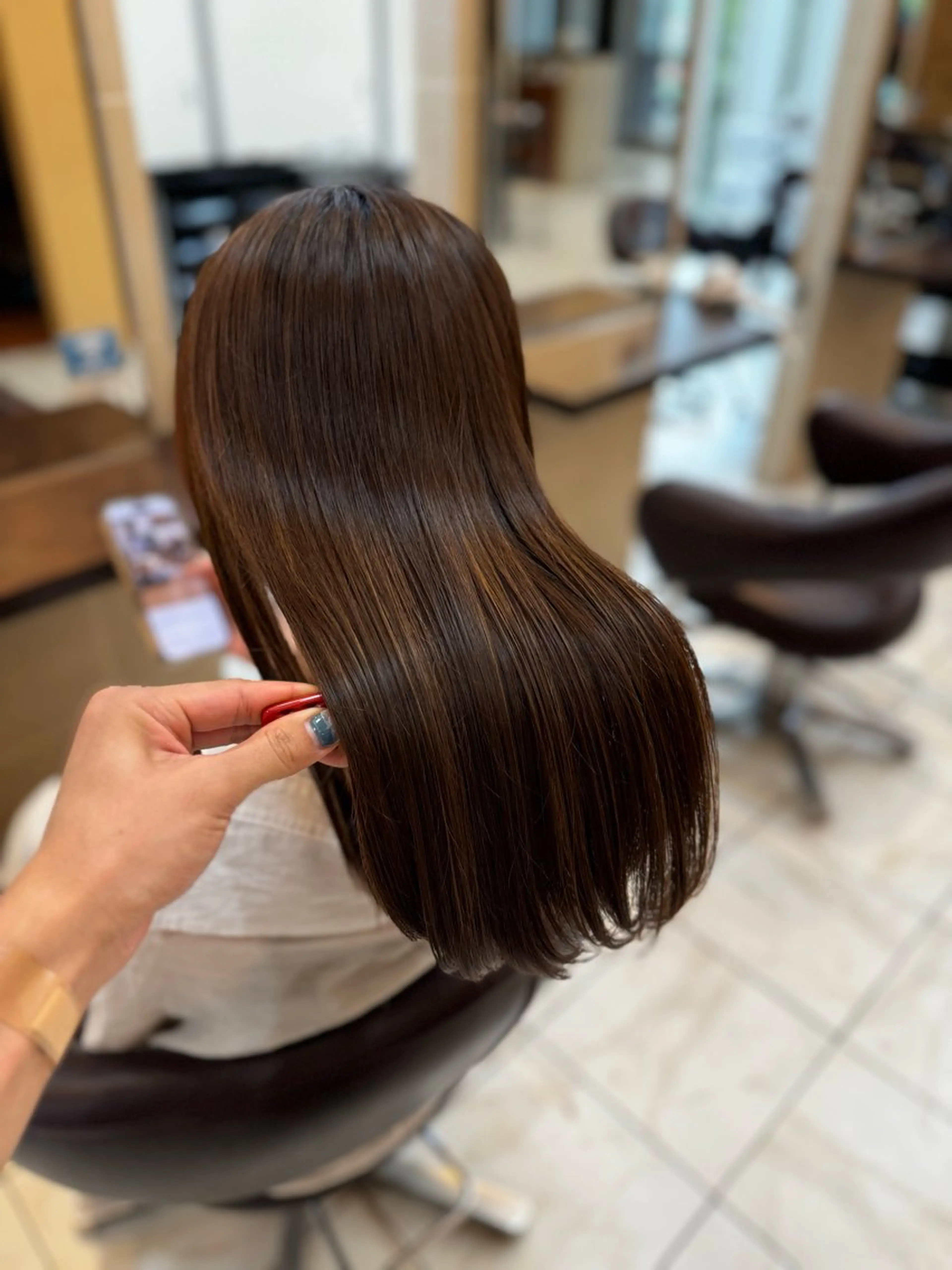 ロング カラー ブリーチ ハイライトカラー インナーカラー ハイライト 髪質改善 カット ヘアカラー トリートメント ⭐️透け感カラー /齊藤容史⭐️のヘアスタイル