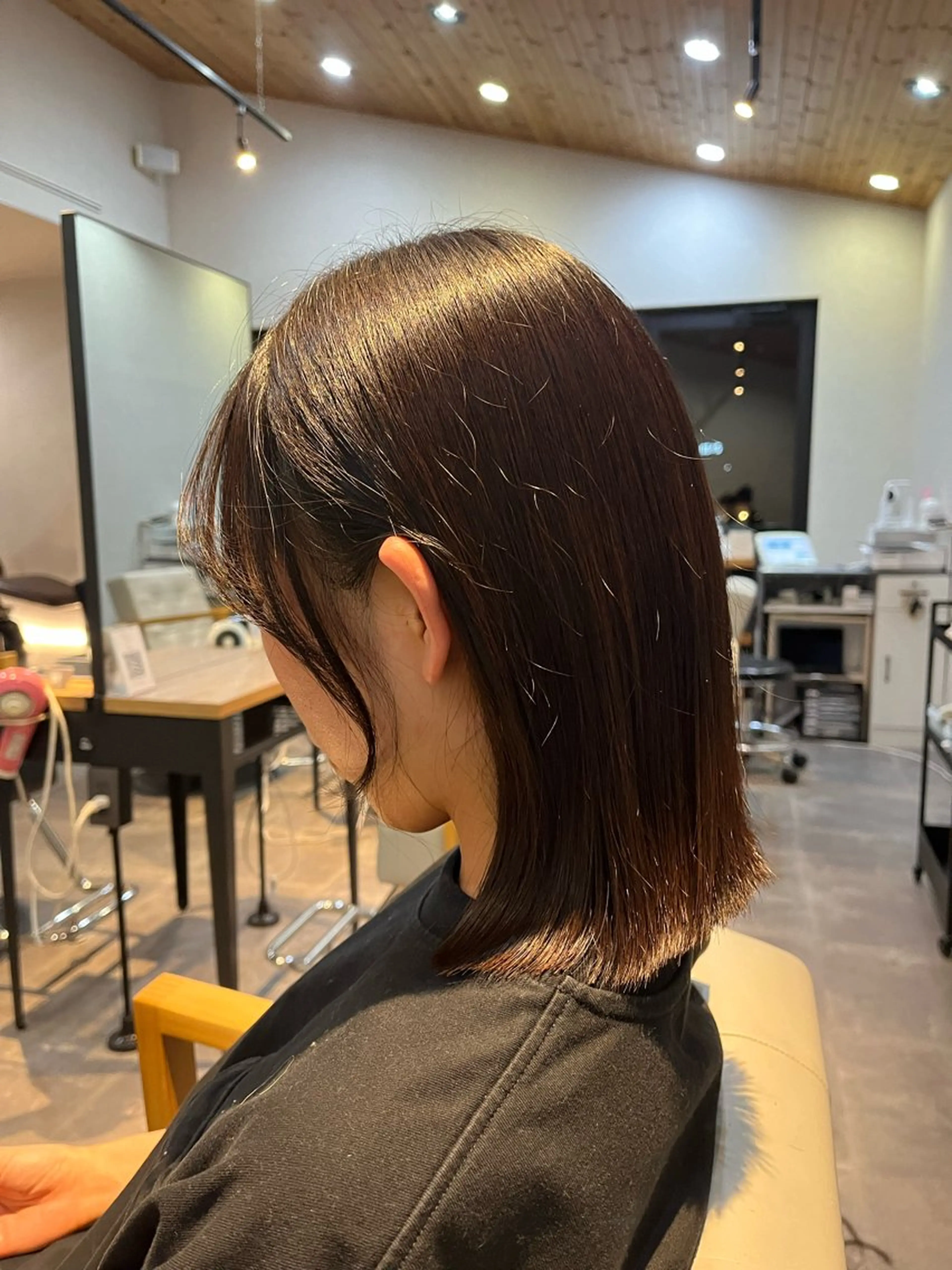 ミディアム 顔周りカット レイヤーカット 東 大智のヘアスタイル