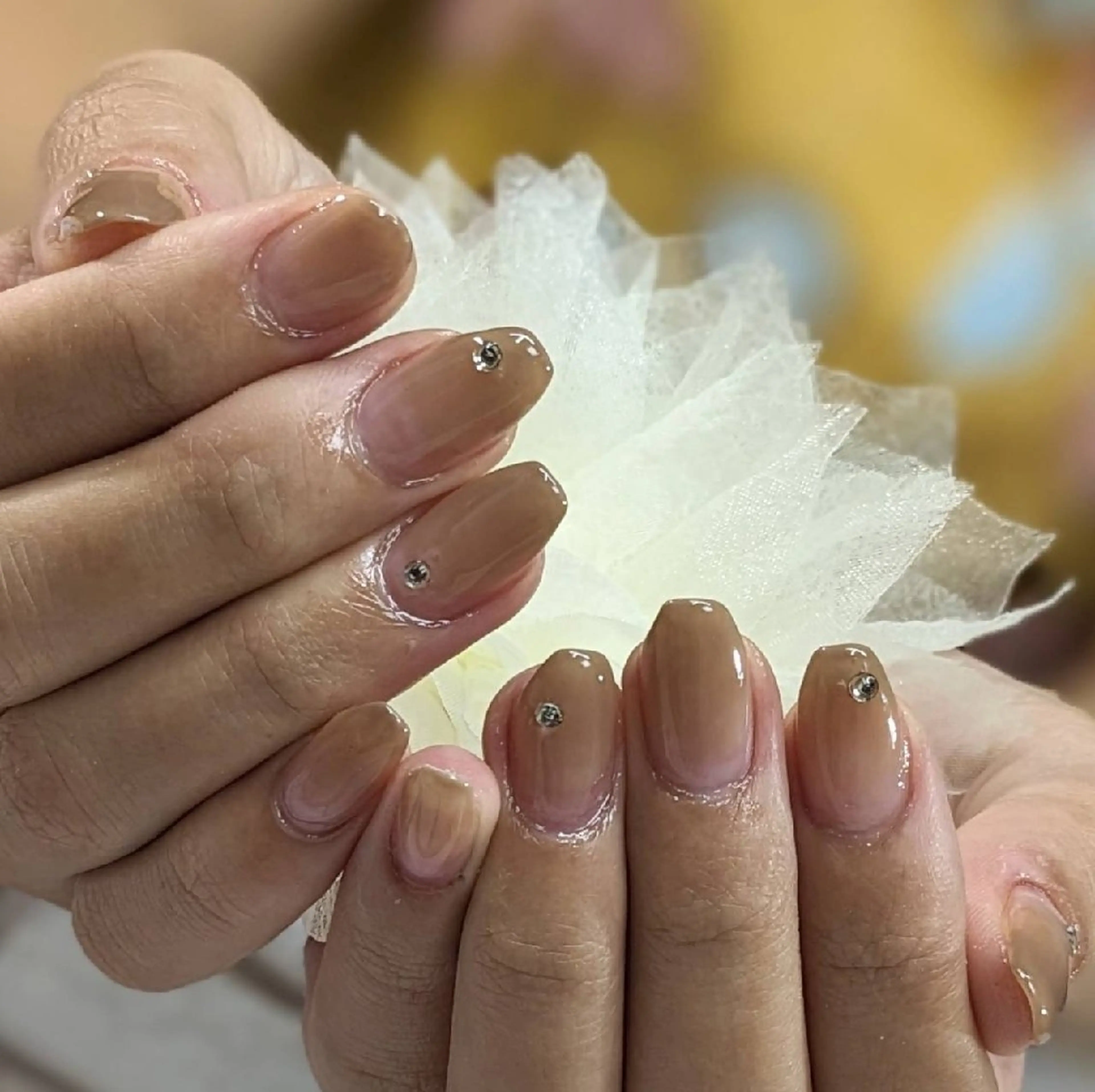 ネイル ストーンネイル ハンドネイル ネイルサロンベルティ .keikoのネイルデザイン