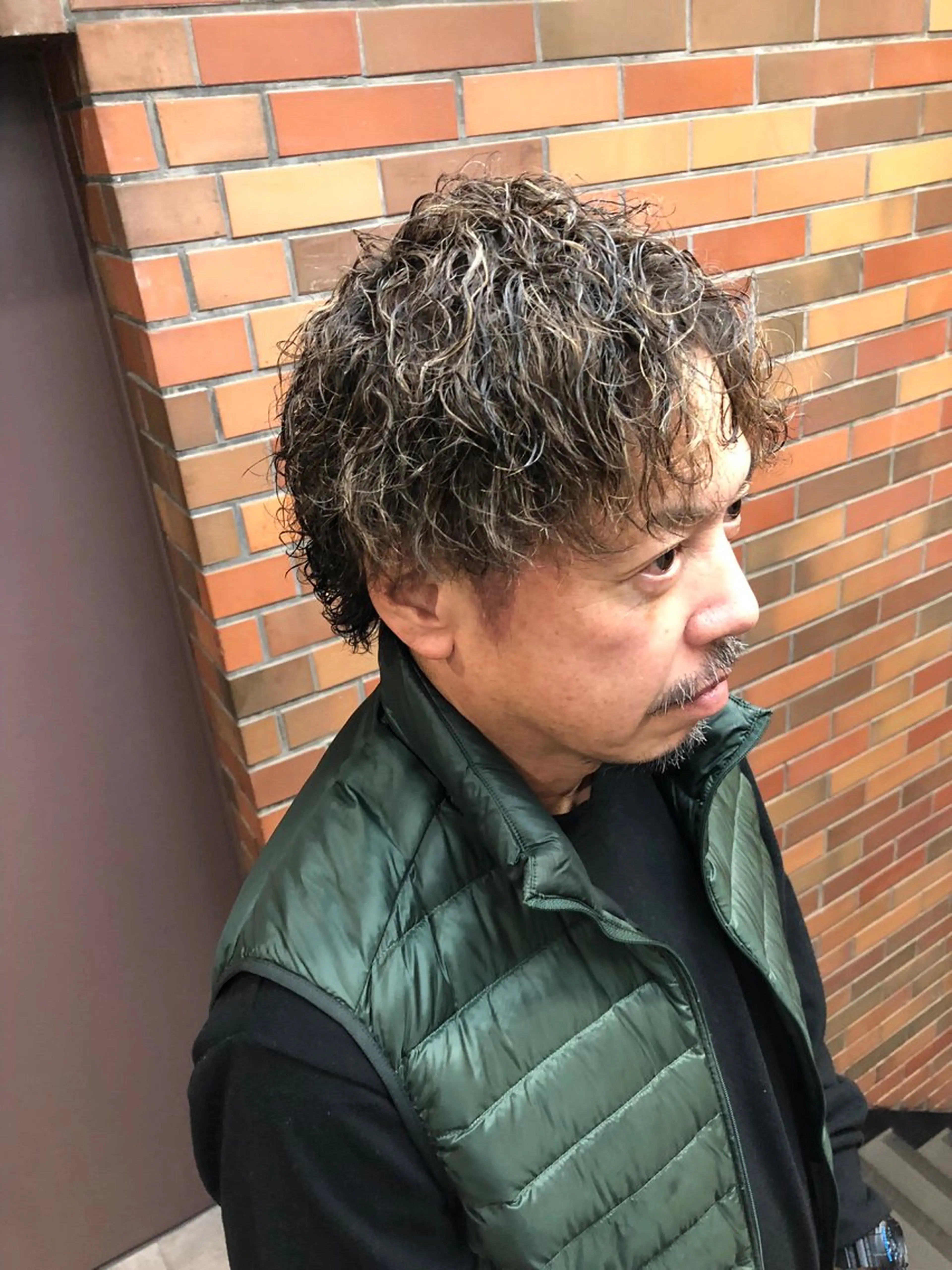 カラー パーマ メンズ メンズハイライト ハイライトカラー カット ヘアカラー パーマ ⭐️TOSHIKI メンズパーマオタク⭐のヘアスタイル