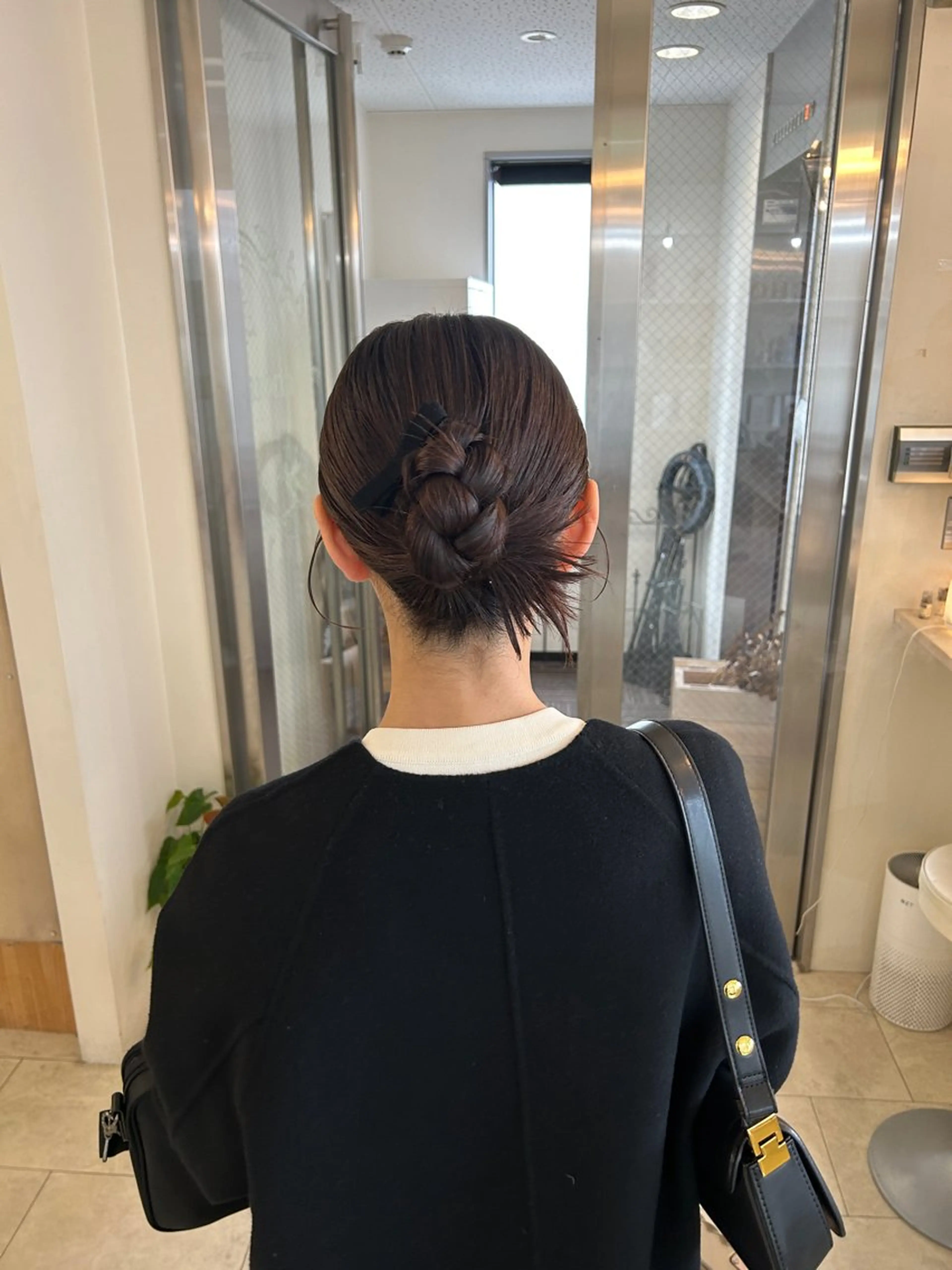 ミディアム ヘアセット Maho/海外 レイヤー/ハイトーンのヘアスタイル