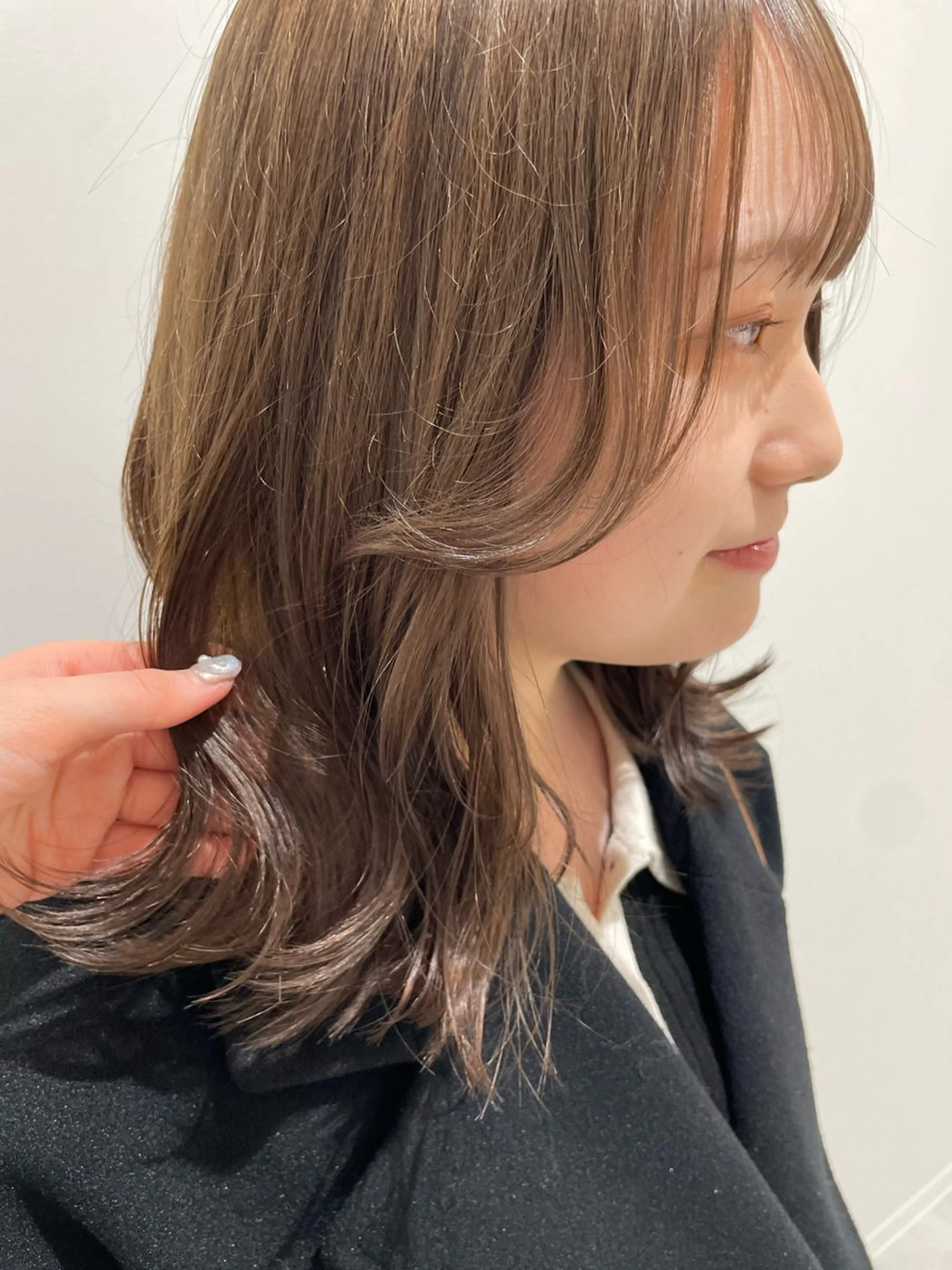 カラー ベージュカラー 🏳️‍⚧️艶カラー /アレンジ🎀くるみのヘアスタイル