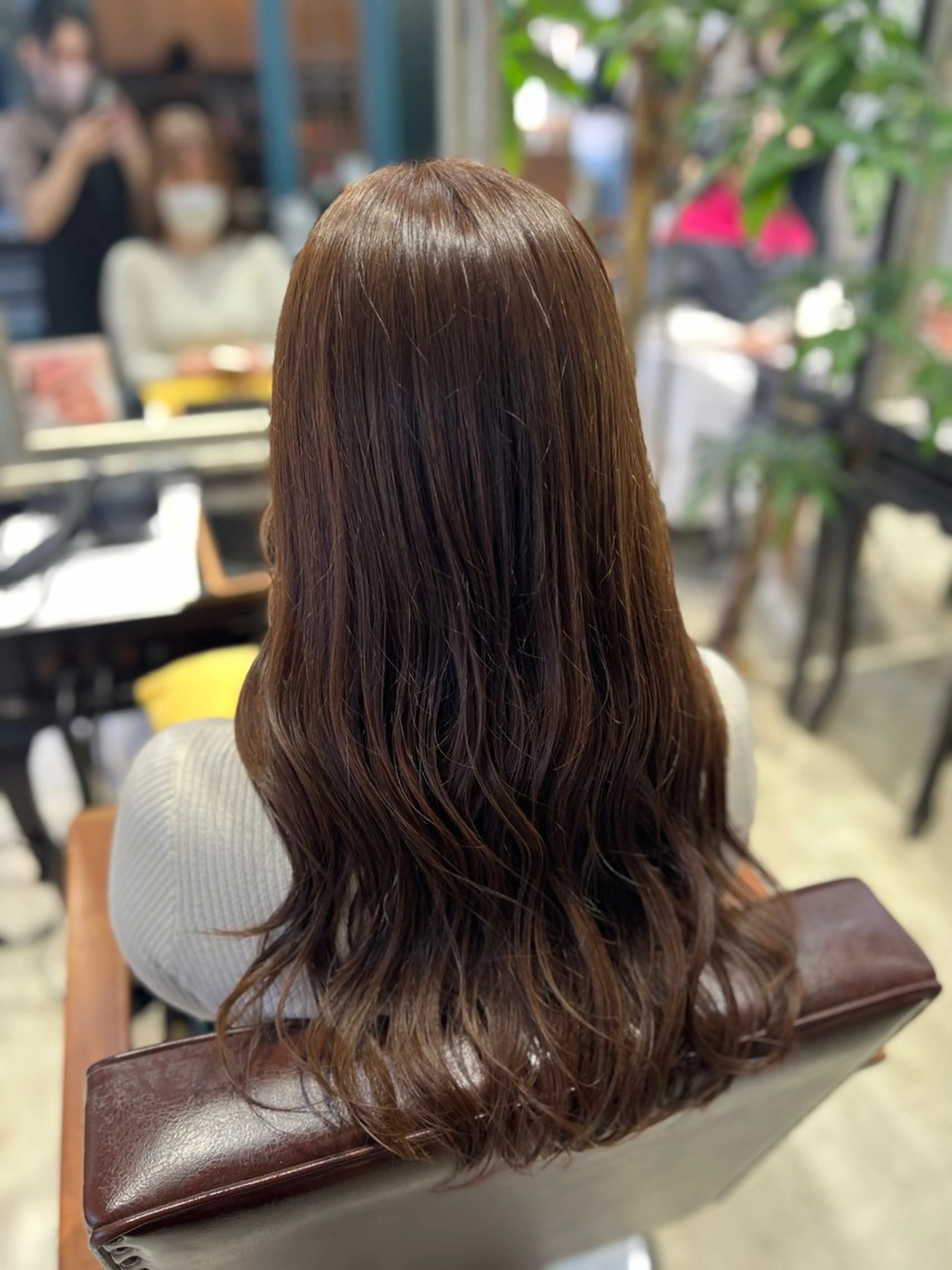 ロング カラー カット ヘアカラー トリートメント 韓国風レイヤー ∕ 大隣 里桜のヘアスタイル