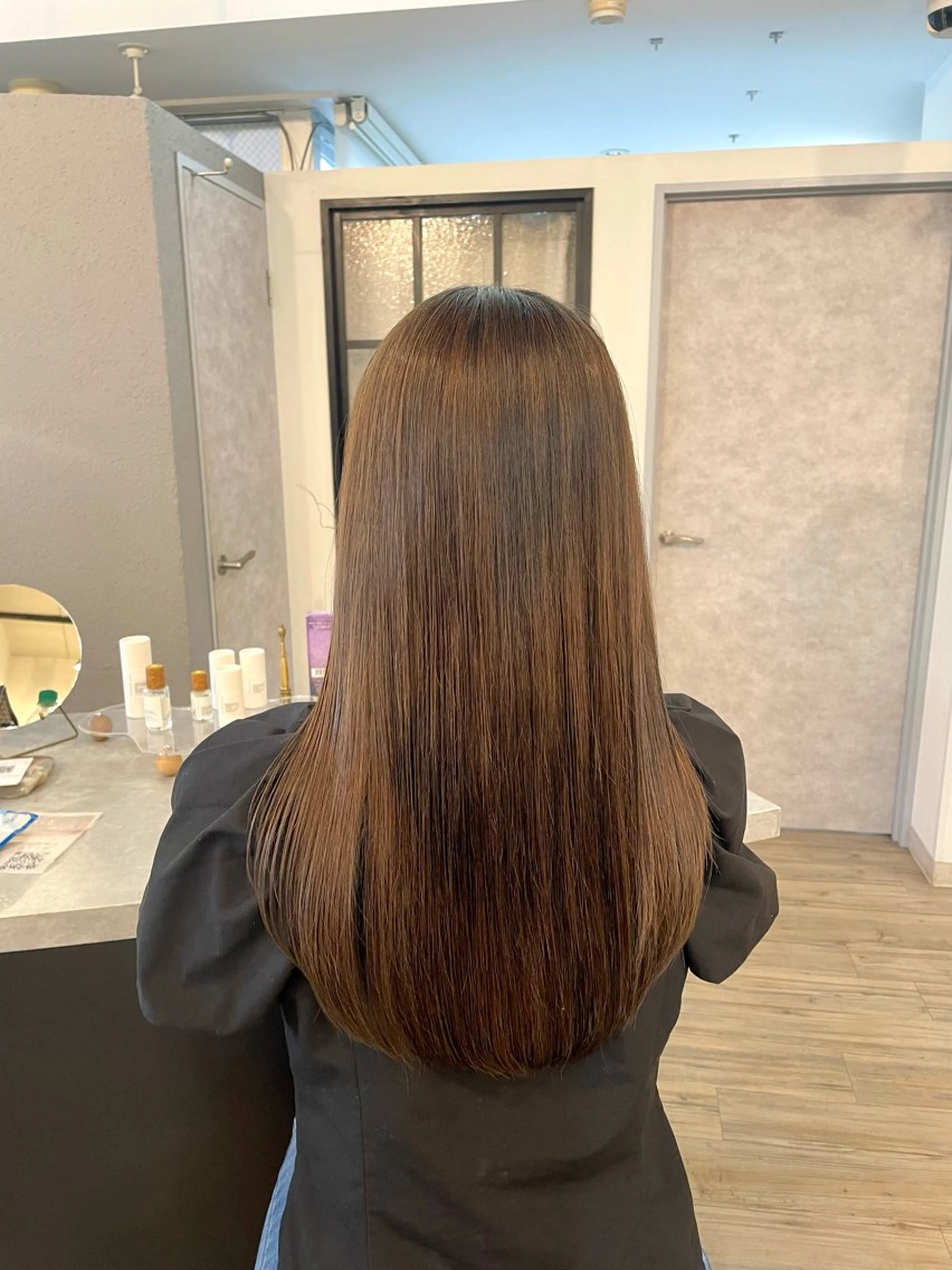 ロング パーマ 髪質改善 縮毛矯正 VISAGE ba.sk 金子詩帆のヘアスタイル