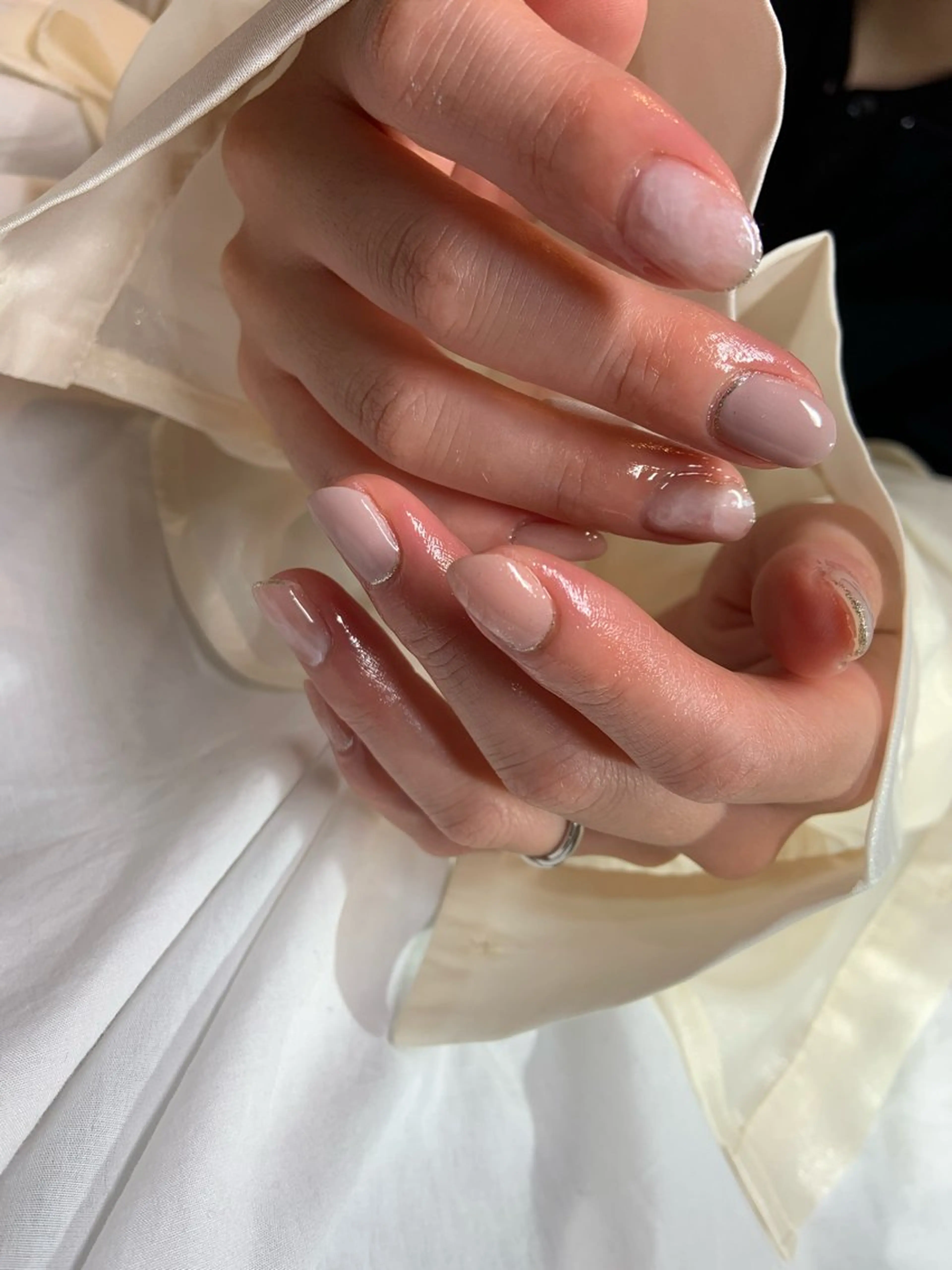 ネイル ニュアンスネイル オフィスネイル シンプルネイル ＼近畿大学／近く🦢 Swanのネイルデザイン