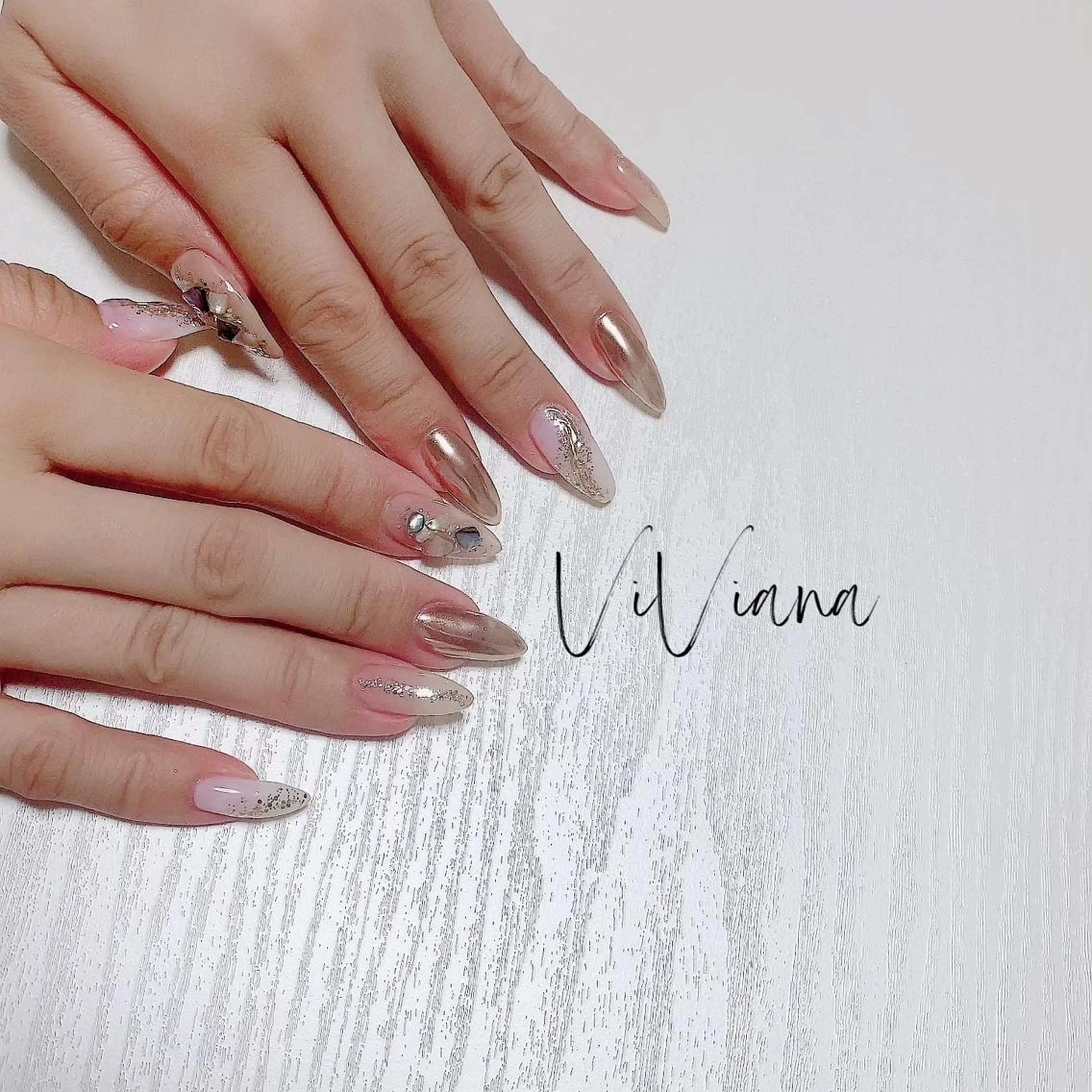 ハンドネイル　フリーデザインコースの写真