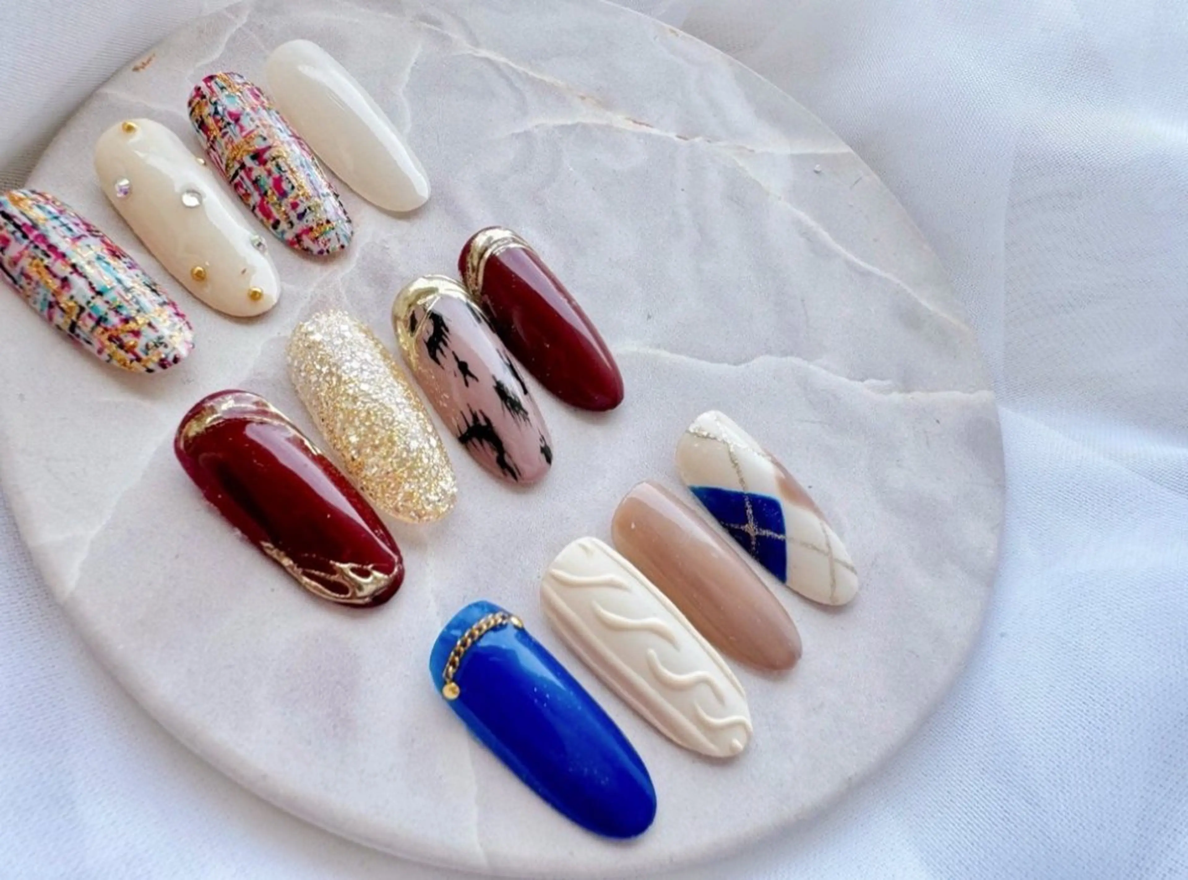 ハンド💅トレンドコース💍(サンプルから選べる✨カラー変更🉑） オフあり🍑の写真