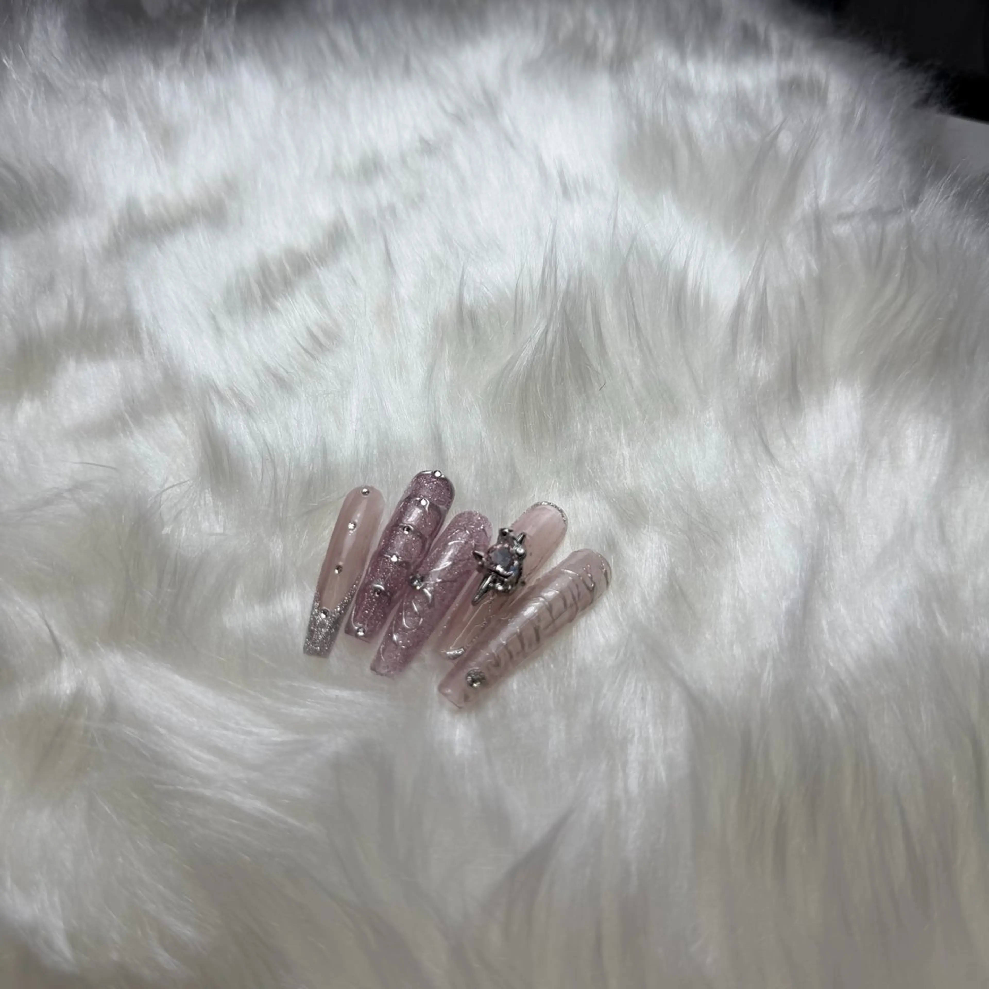 ネイル 持ち込み Nail&Eye hanaのネイルデザイン