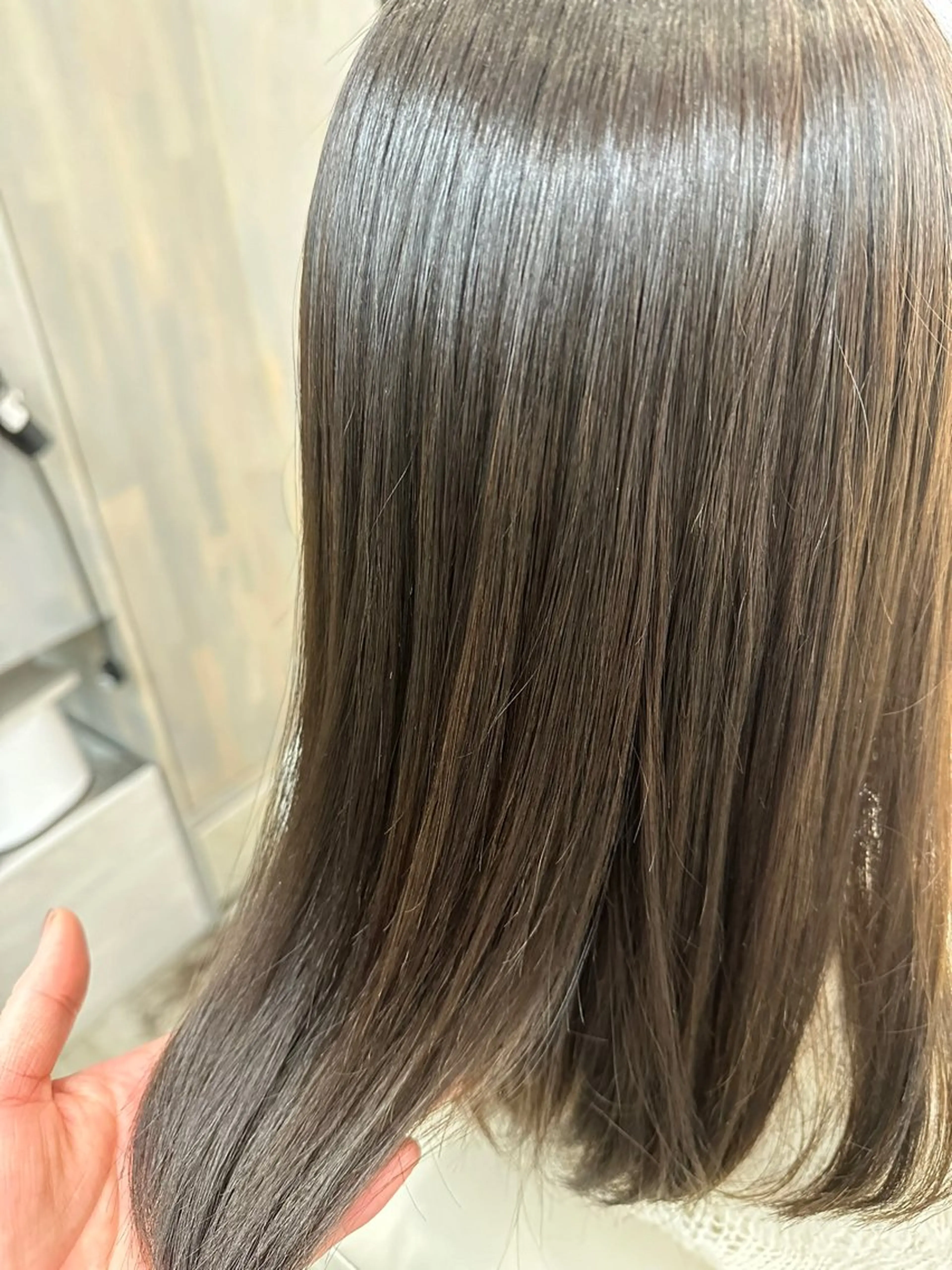 セミロング カット 縮毛矯正 佐藤 はるとのヘアスタイル