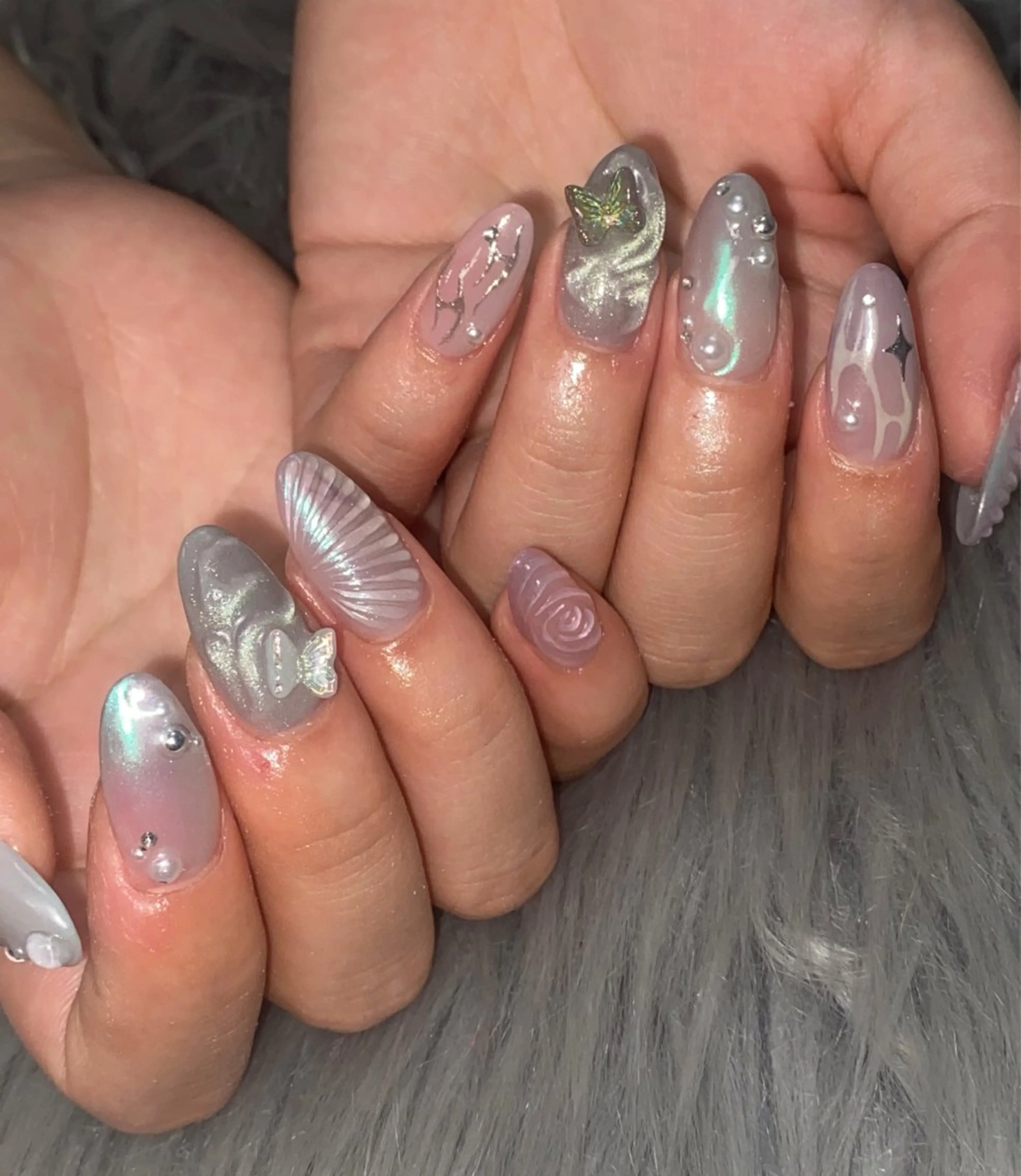 ネイル ニュアンスネイル ハンドネイル Bitty／ SENA⋆˙⟡ —のネイルデザイン