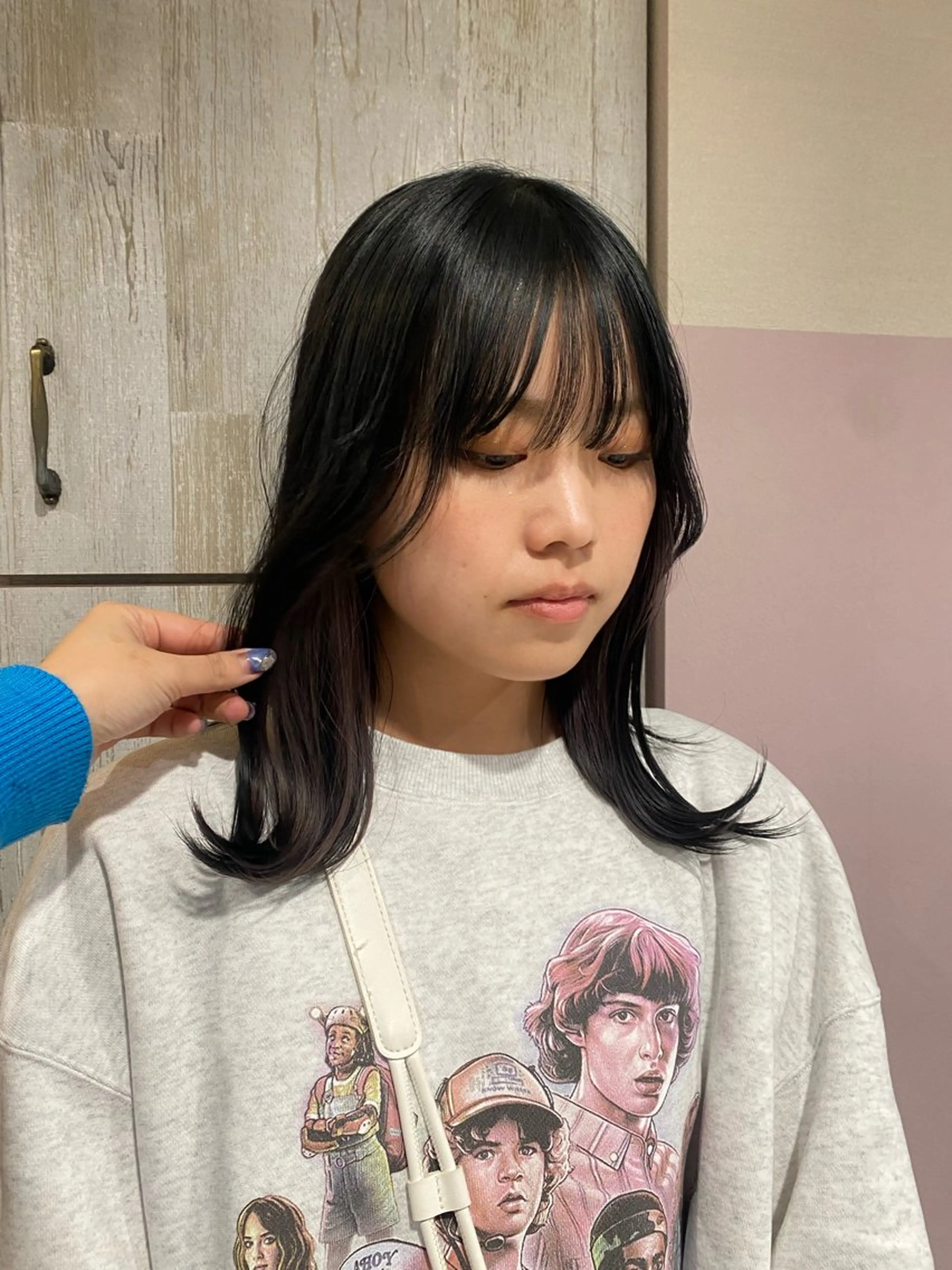 ミディアム カラー ベージュカラー ブリーチ デザインカラー インナーカラー ホワイトベージュ ブリーチ/ダブル カラー🧸こころのヘアスタイル