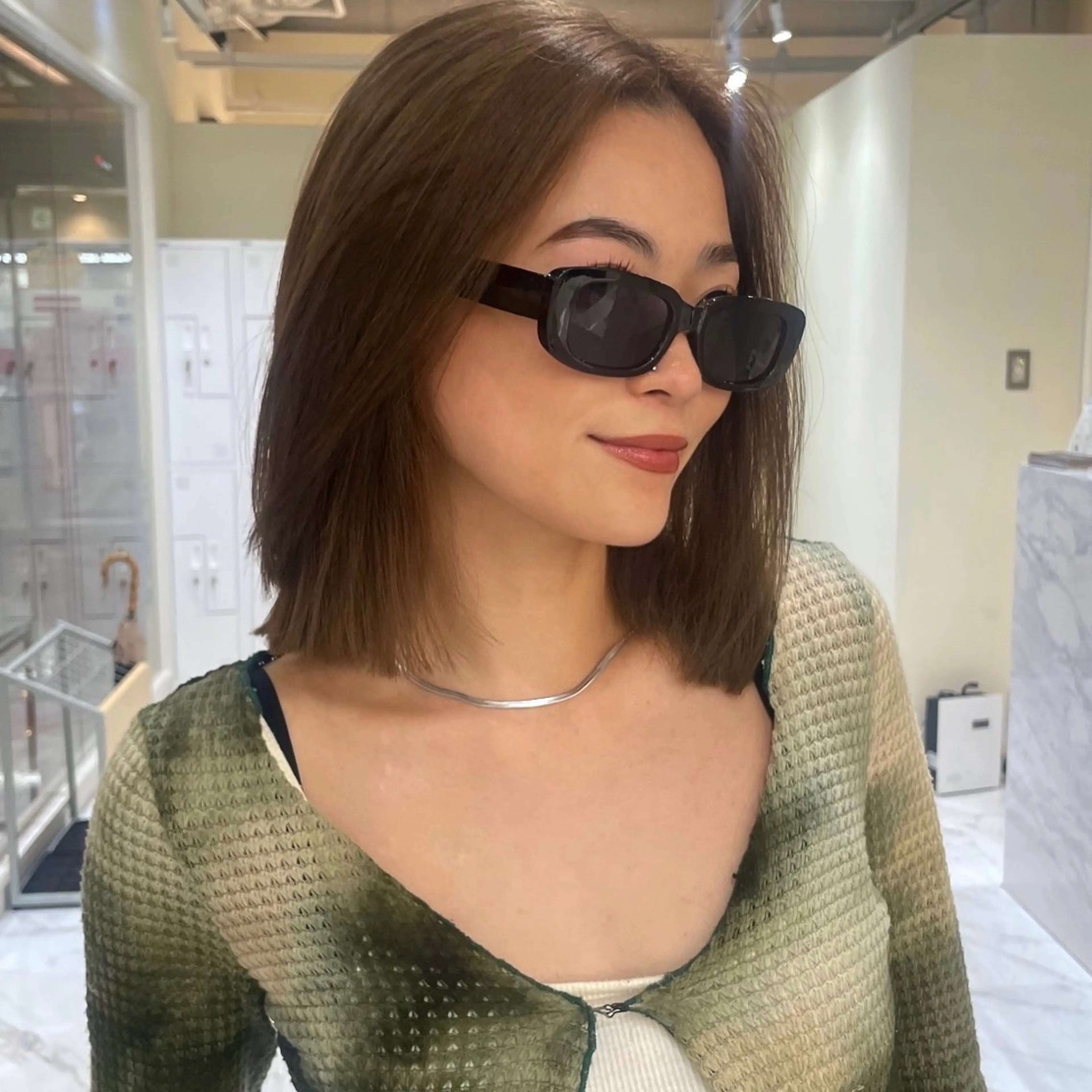 ショート カラー ベージュカラー ブリーチ 透明感カラー カット ヘアカラー レイヤー /髪質改善/ariのヘアスタイル