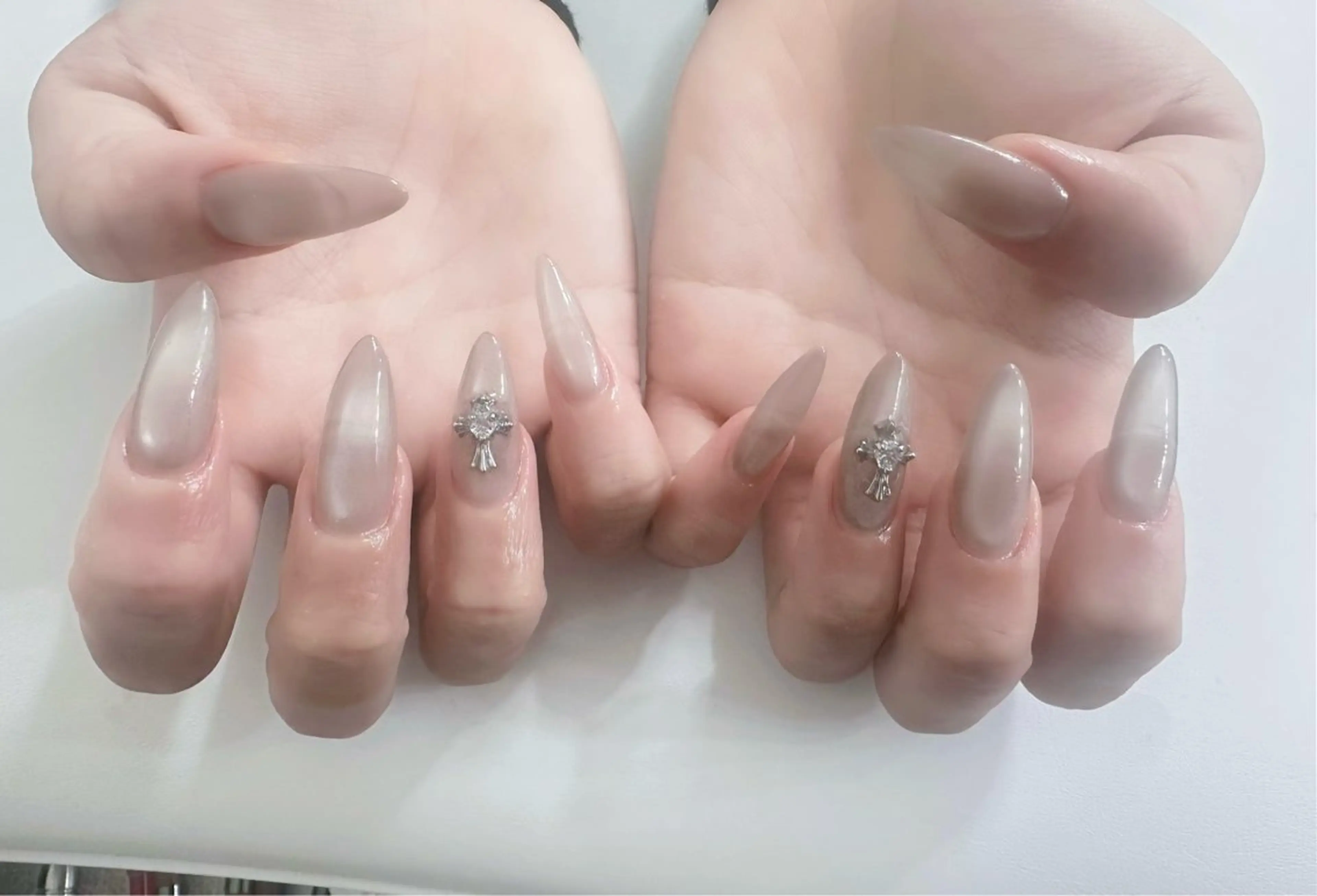 ネイル ハンドネイル モリ ナツミのネイルデザイン