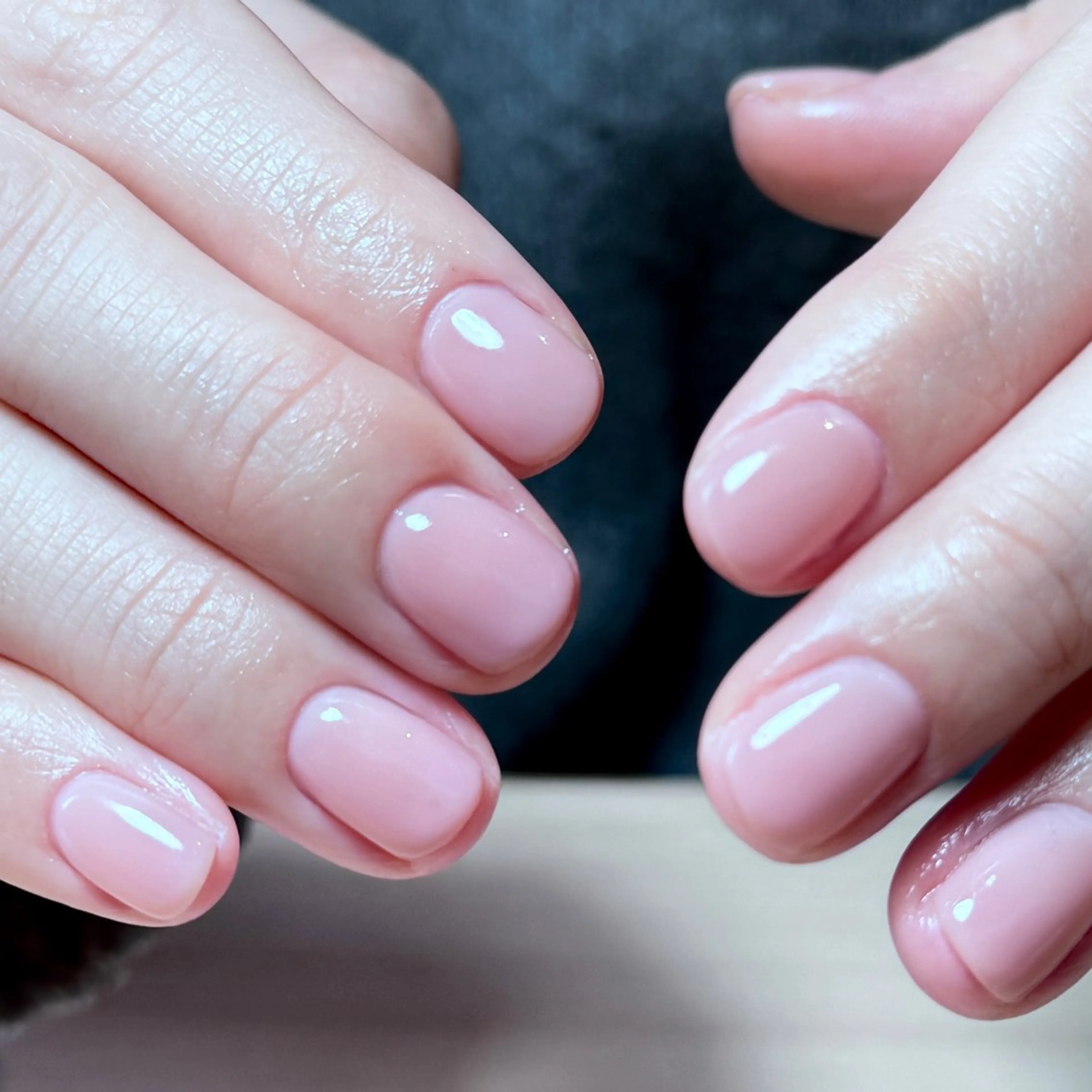 ネイル ワンカラーネイル ハンドネイル nail salon émuのネイルデザイン