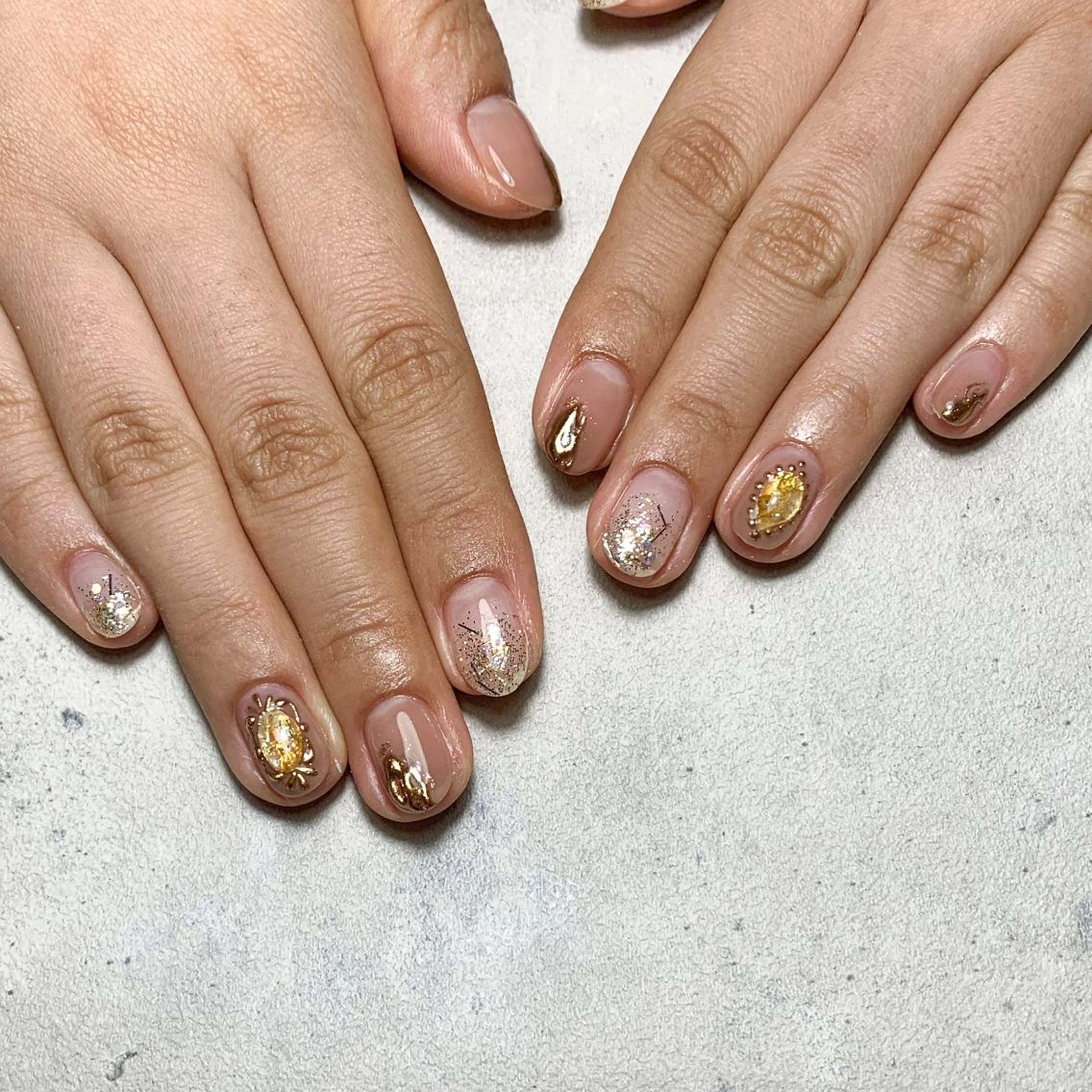 ネイル atelier　FIORITURA所属・FIORITURA aiのネイルデザイン