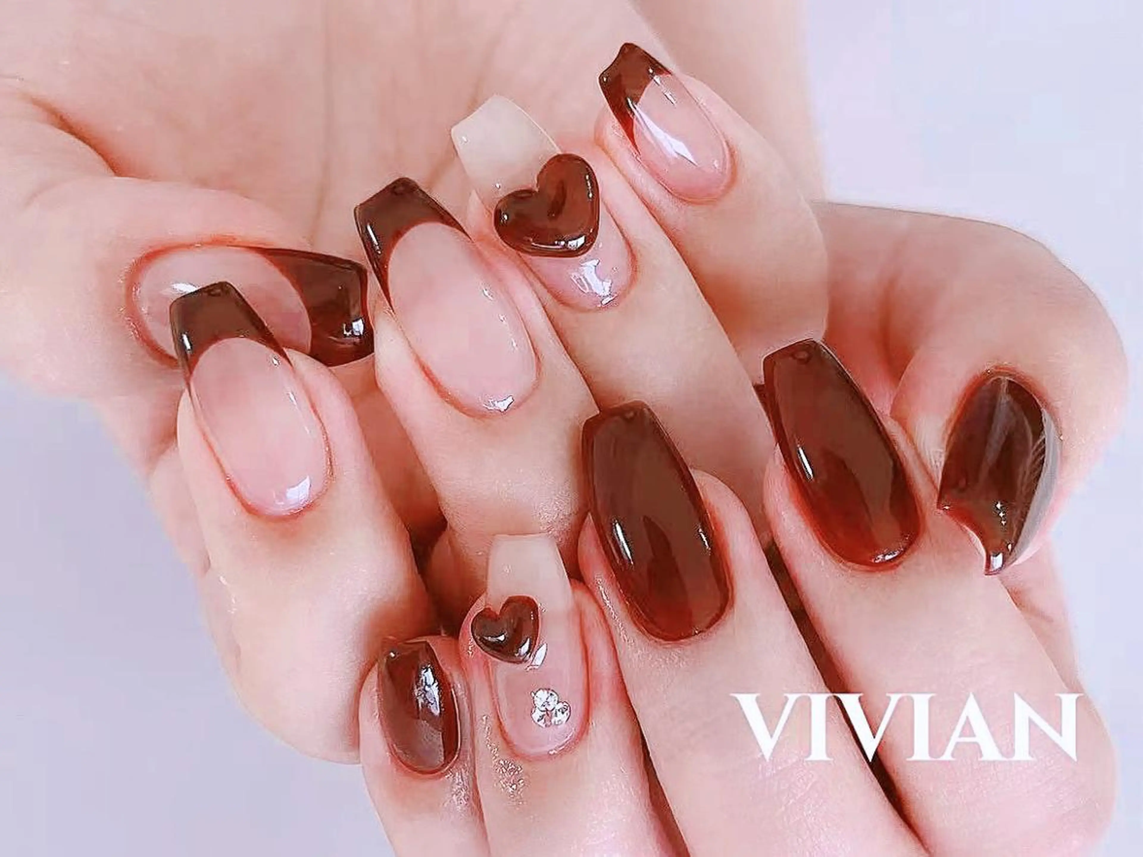 ネイル VIVIAN リサのネイルデザイン