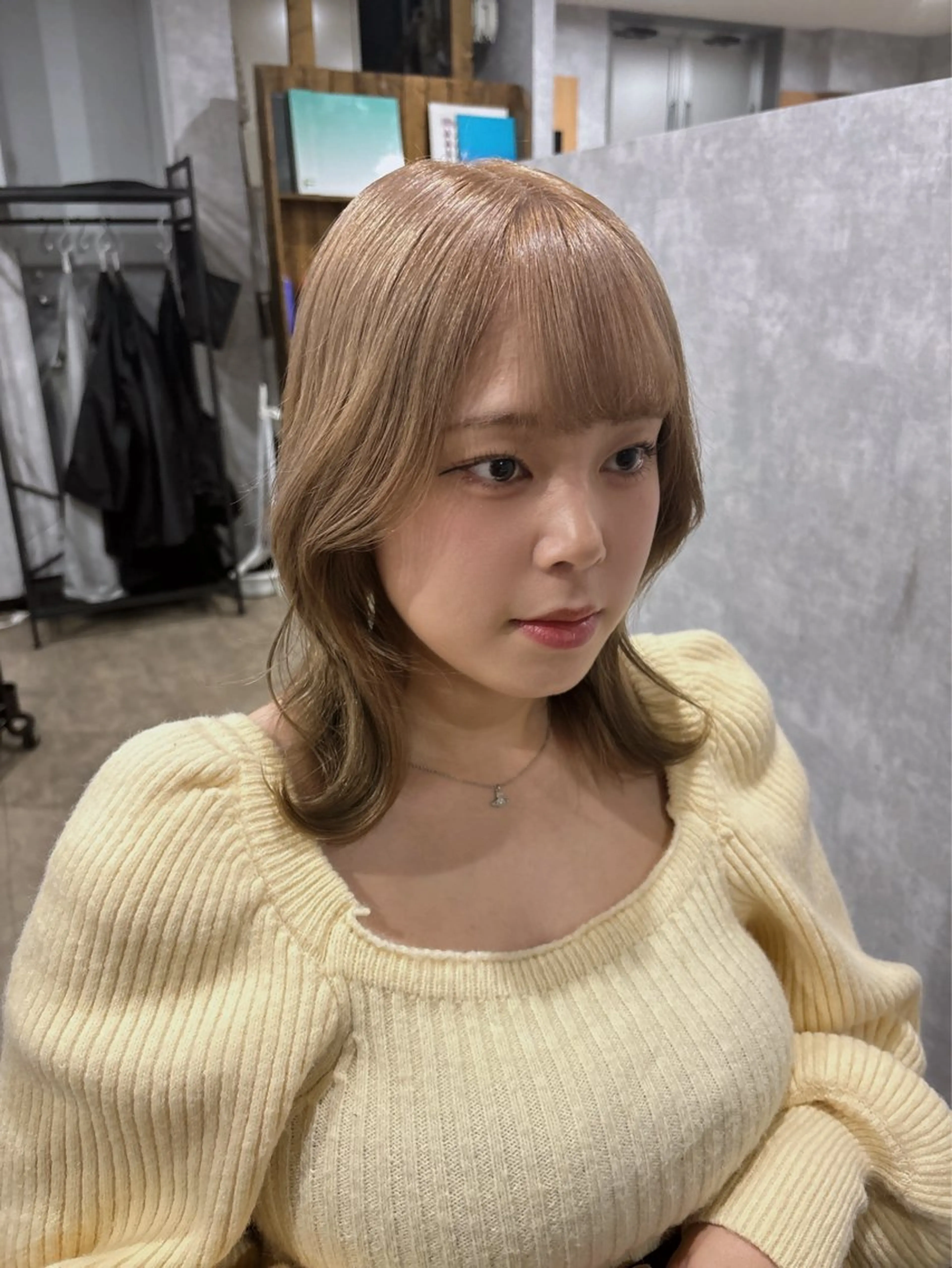 カラー La fith hair ray 札幌店所属・顔まわり/W カラー/リョウのヘアスタイル