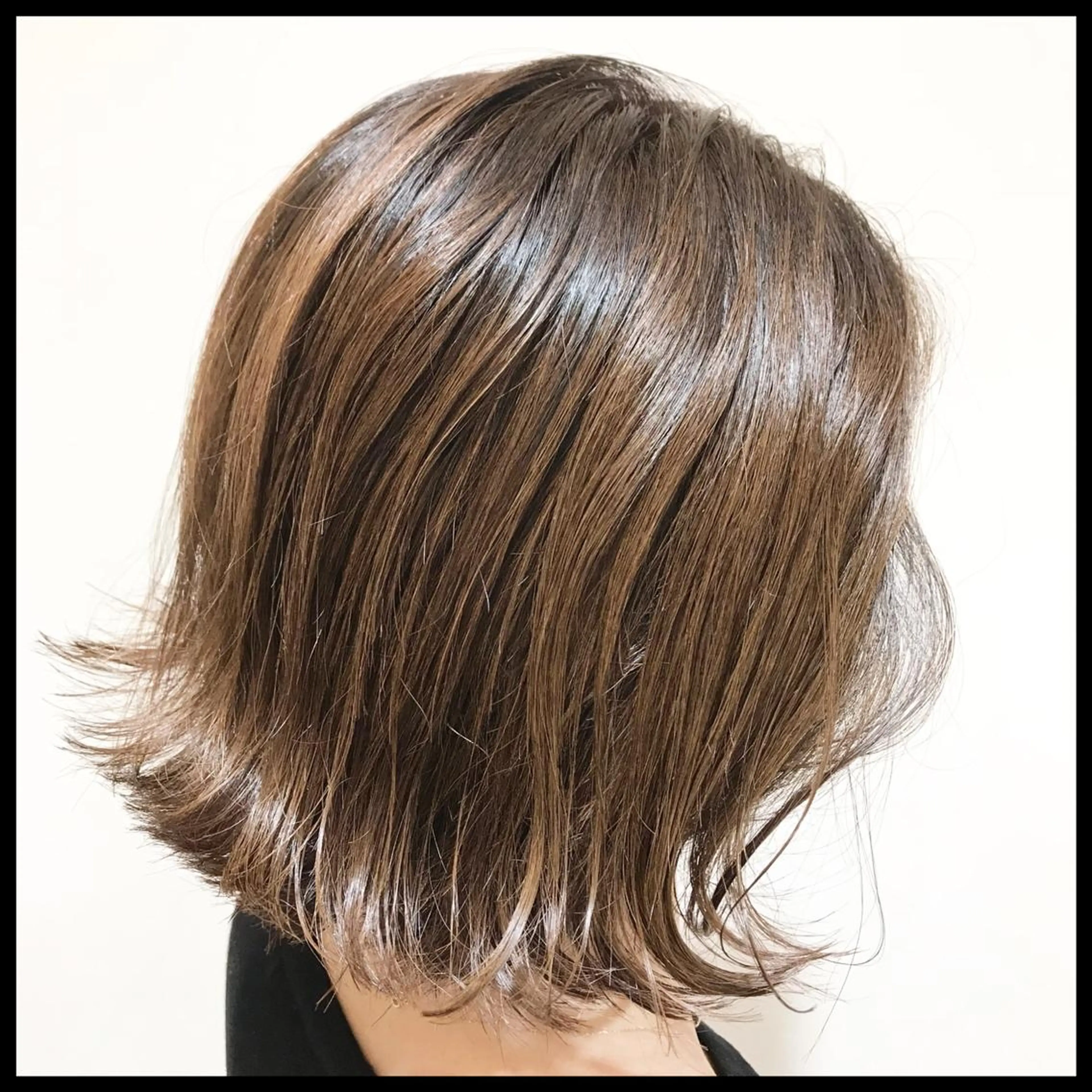 ミディアム カラー グラデーションカラー ハイライトカラー ハイライト 似合わせ/ブリーチ カラー.岡田友仁のヘアスタイル