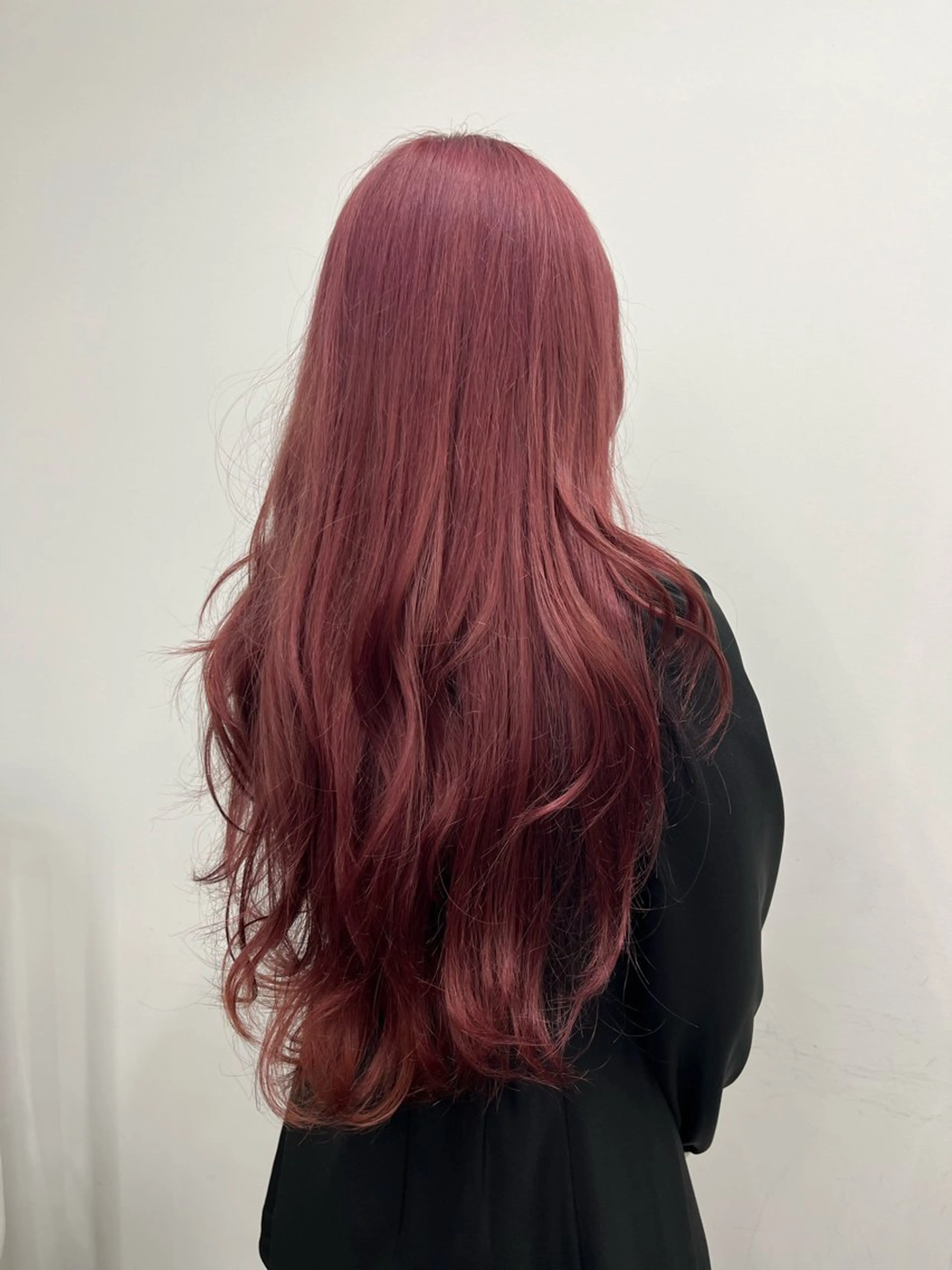 カラー yuka/ロング/ レイヤーカットモデルのヘアスタイル