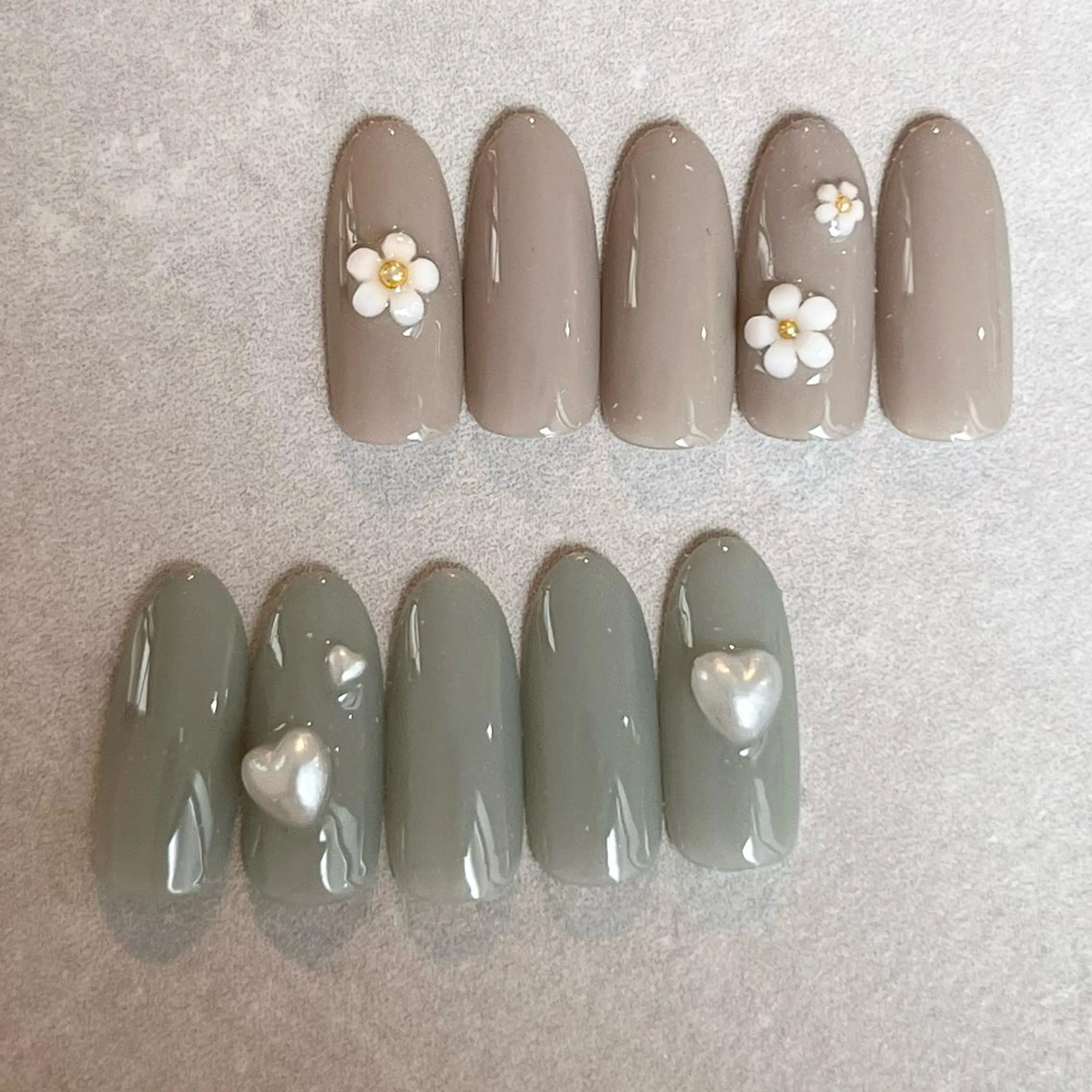 ネイル Ray. ちゅるん系ニュアンスのネイルデザイン